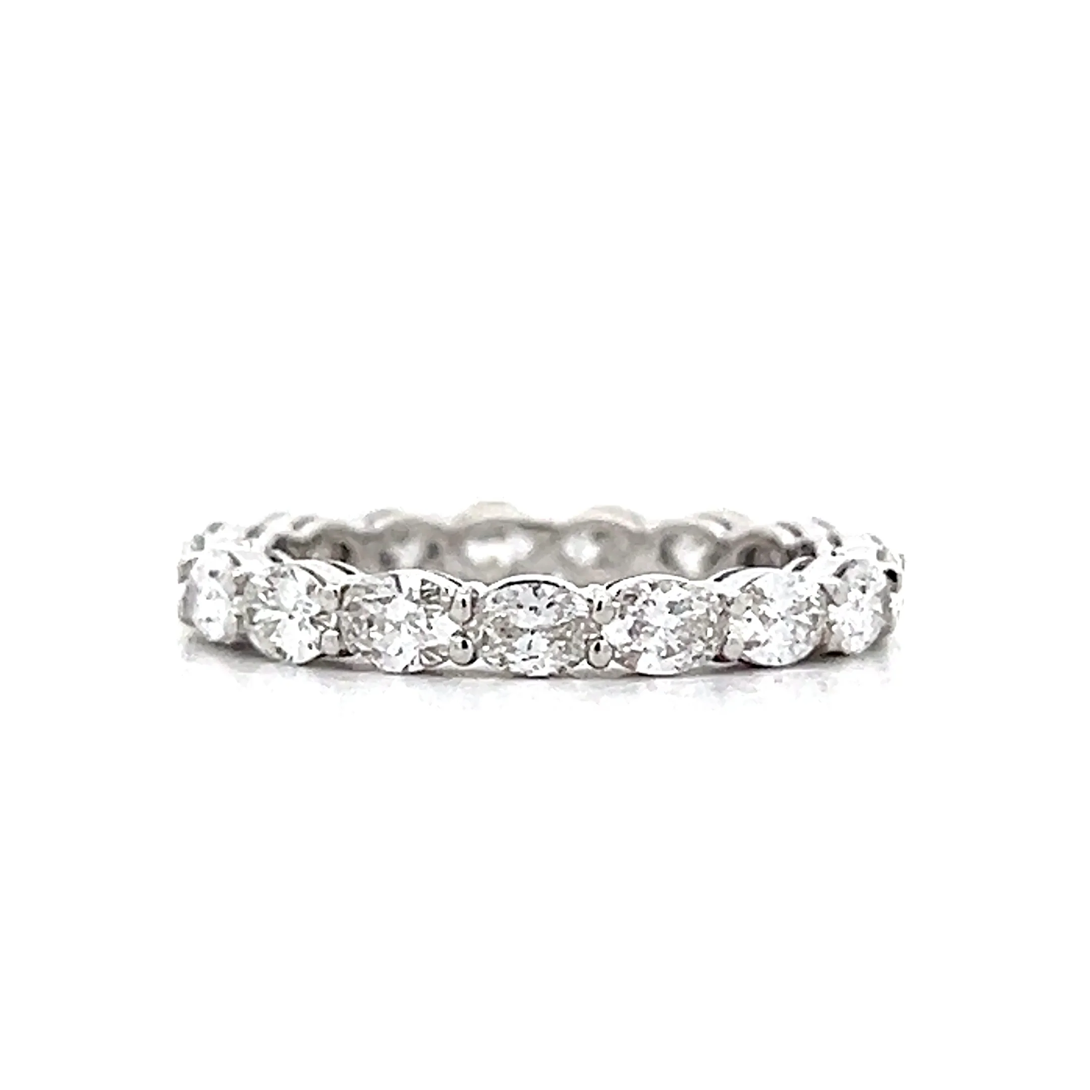 2.08 Oval Cut Diamond Eternity Band in 18k