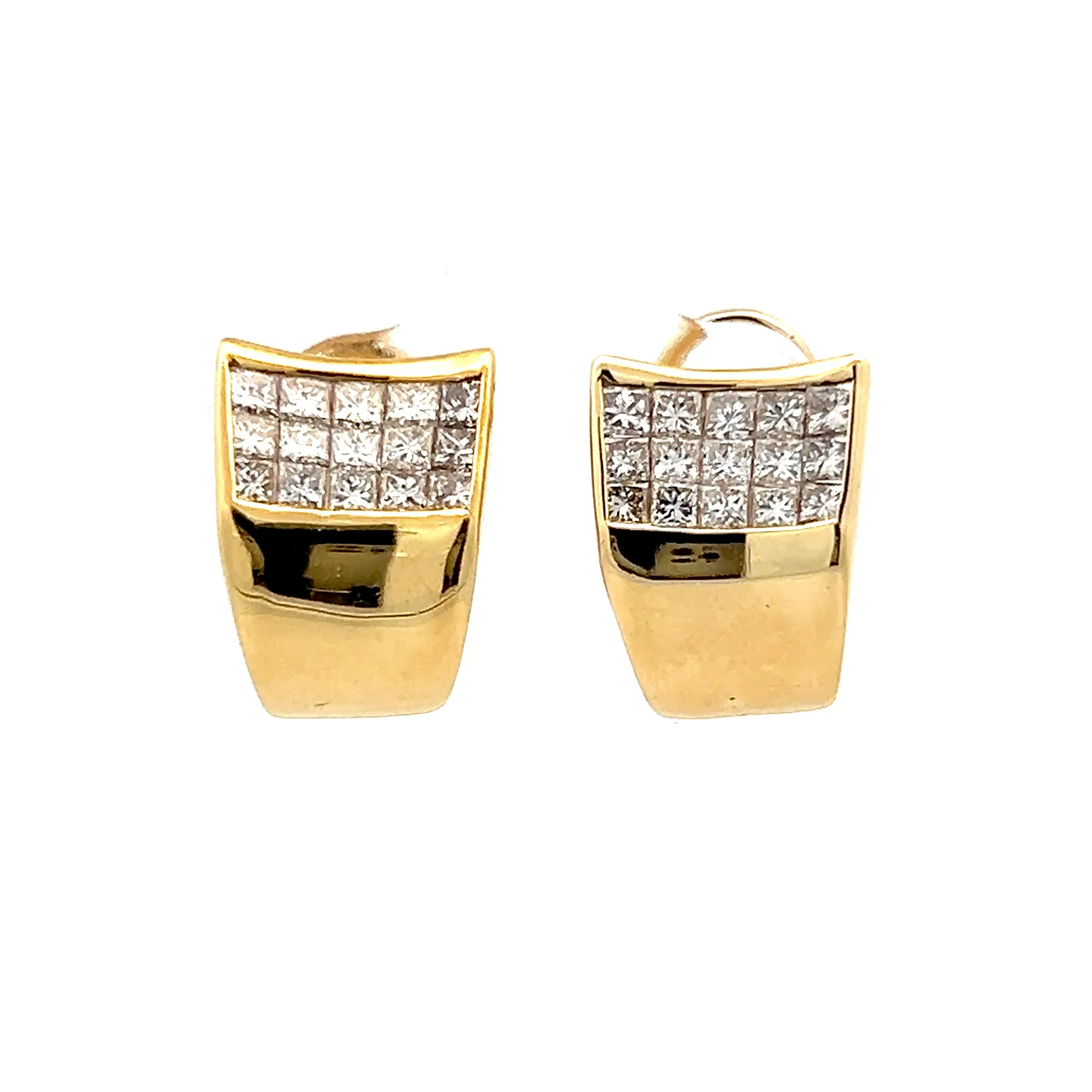 2.10 Diamond Huggie Hoop Earrings in 18k