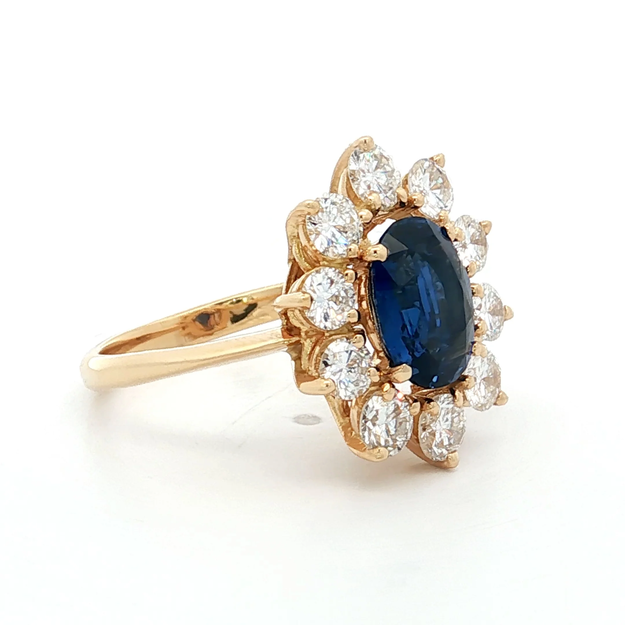 2.29 Oval Blue Sapphire & Diamond Cocktail Ring 18k - Image 3