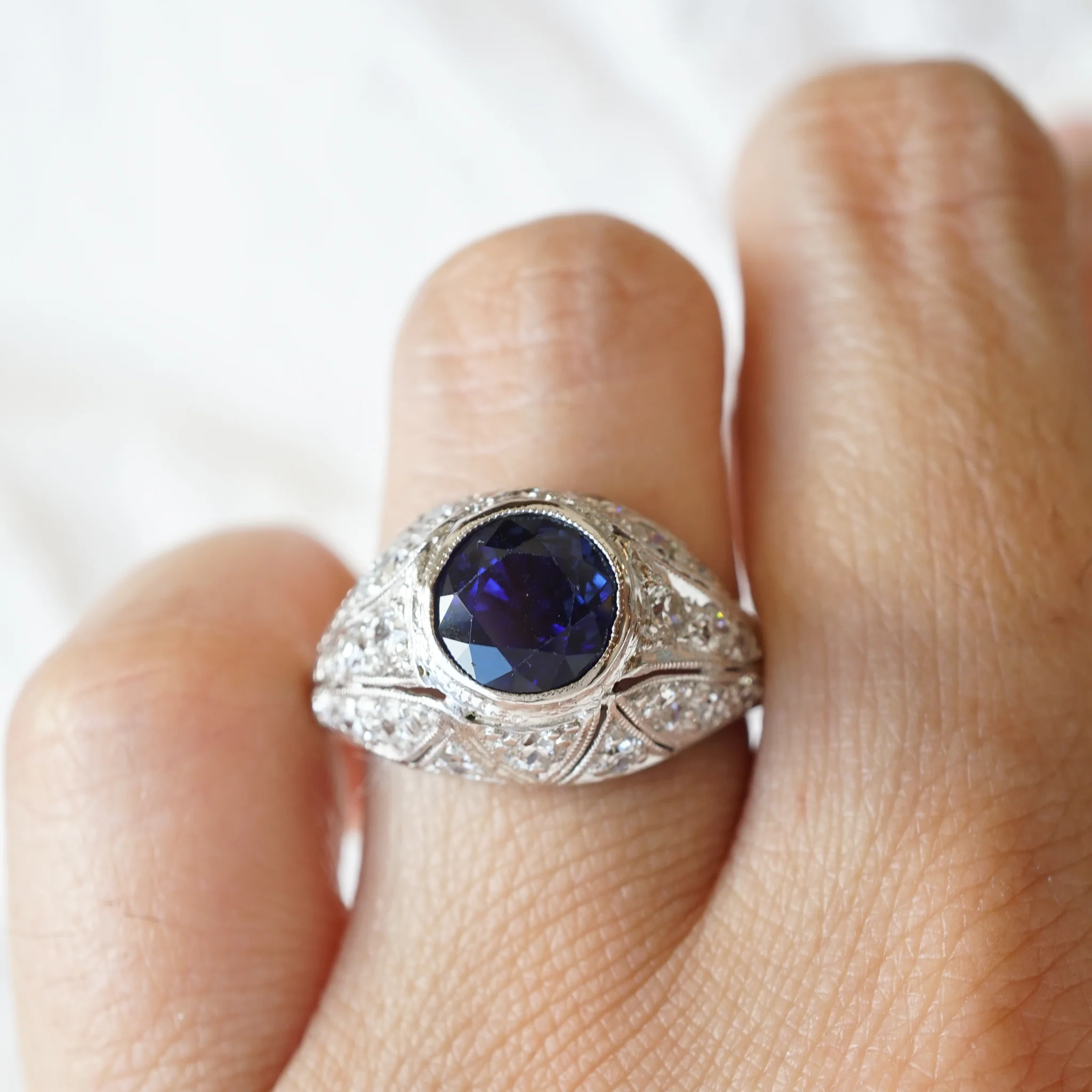 2.32 Art Deco Sapphire & Diamond Engagement Ring in Platinum - Image 6