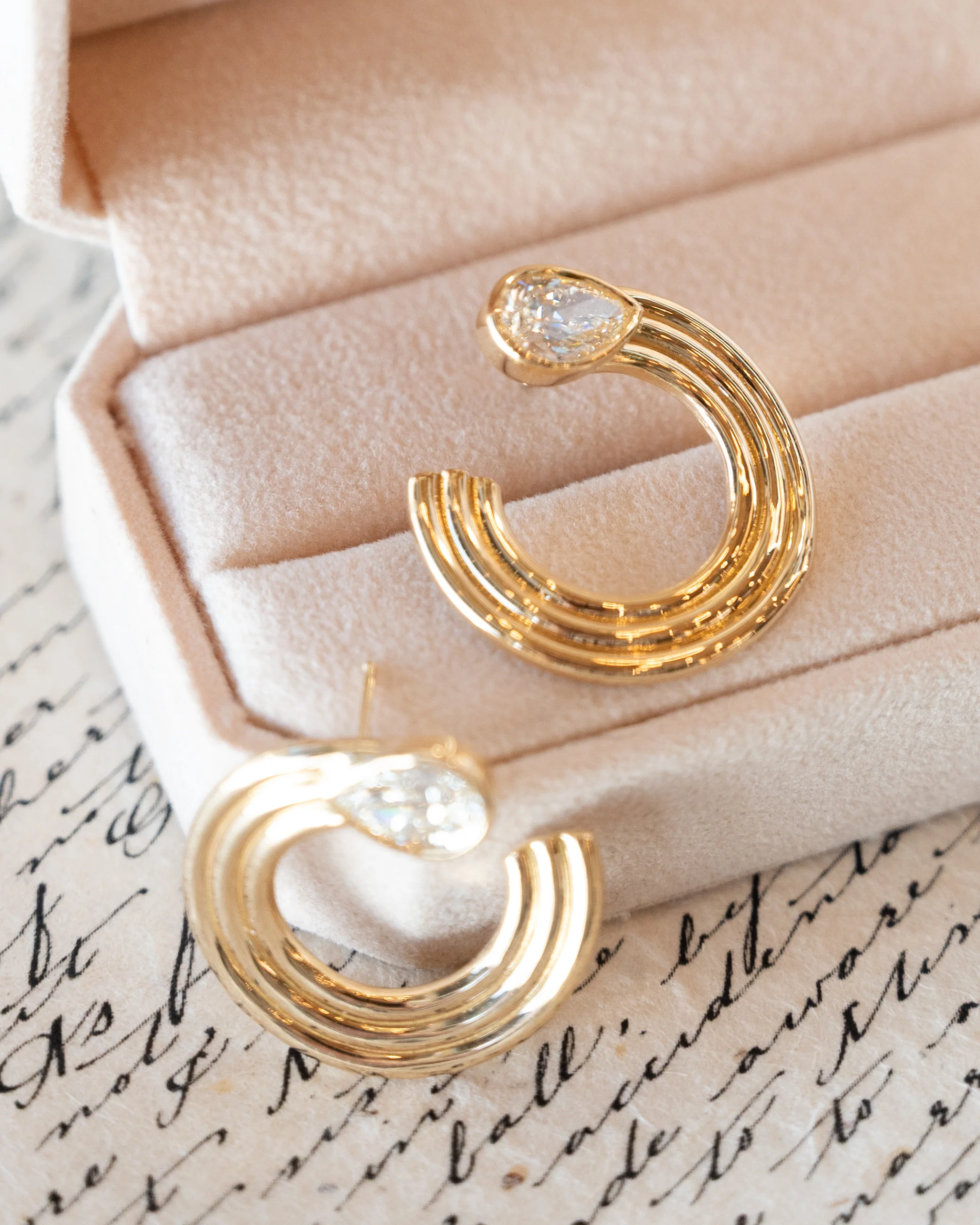 2.39 Pear Cut Diamond Hoop Earrings 18k Yellow Gold - Image 4