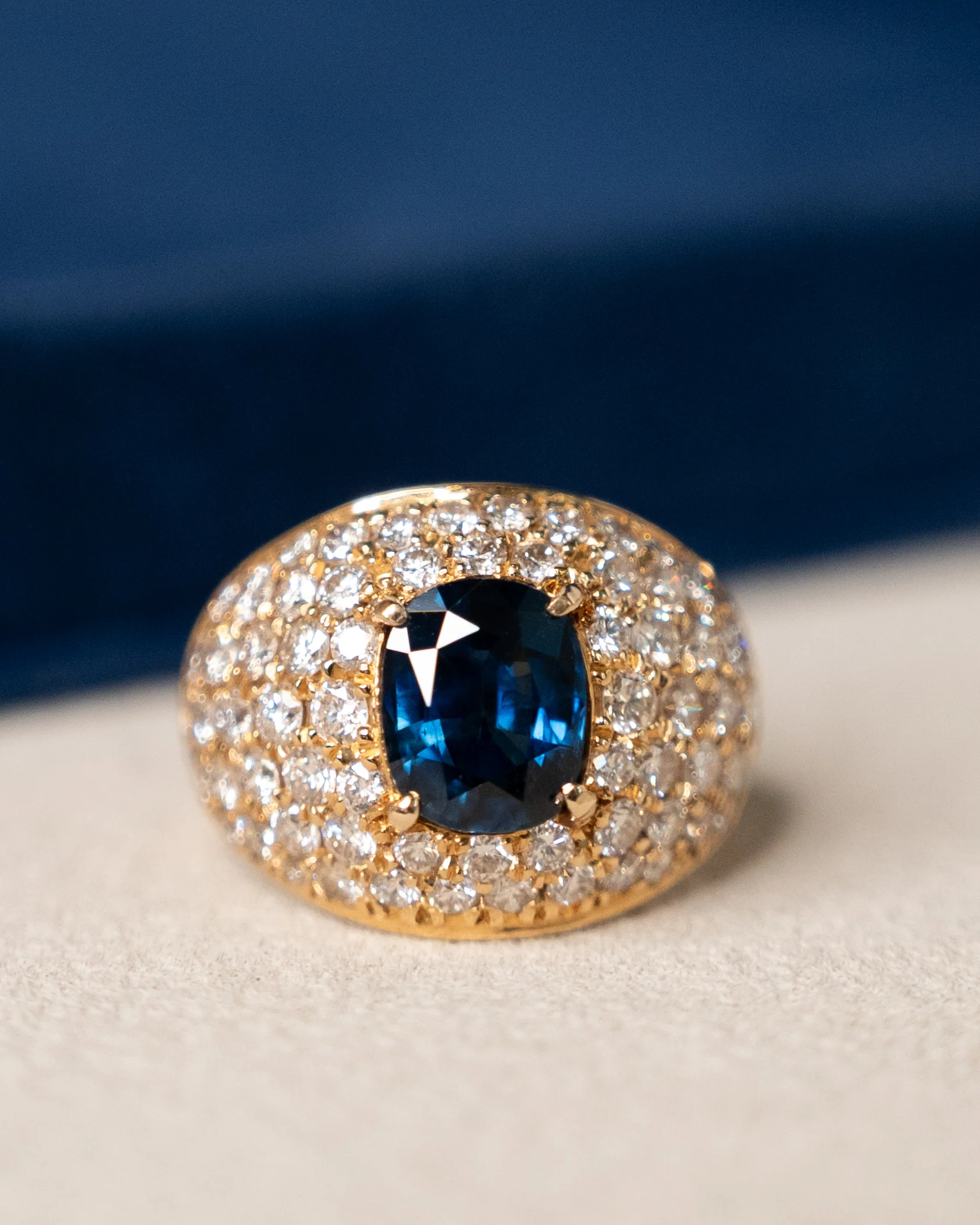 2.45 Blue Sapphire & Diamond Cocktail Ring 18k - Image 6