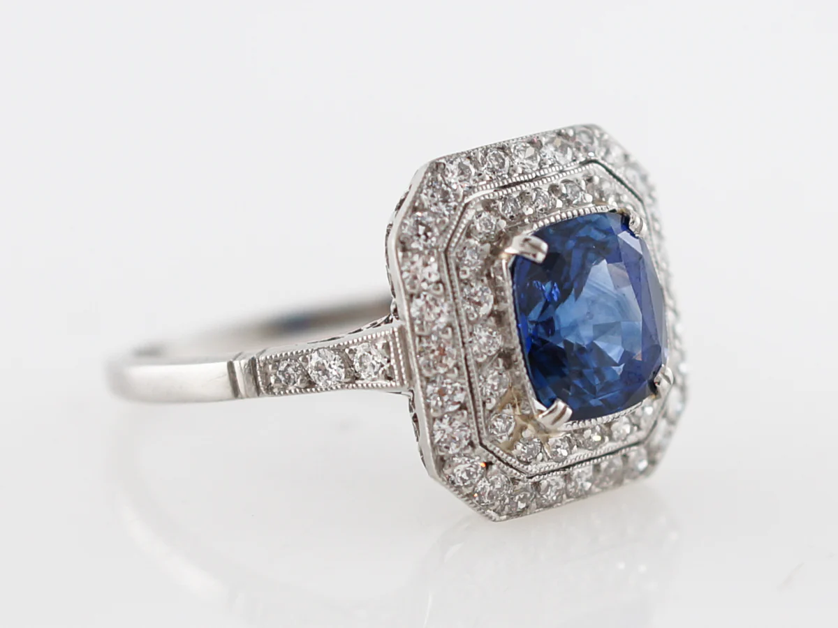 2.5 Carat Cushion Sapphire & Diamond Right Hand Ring - Image 3