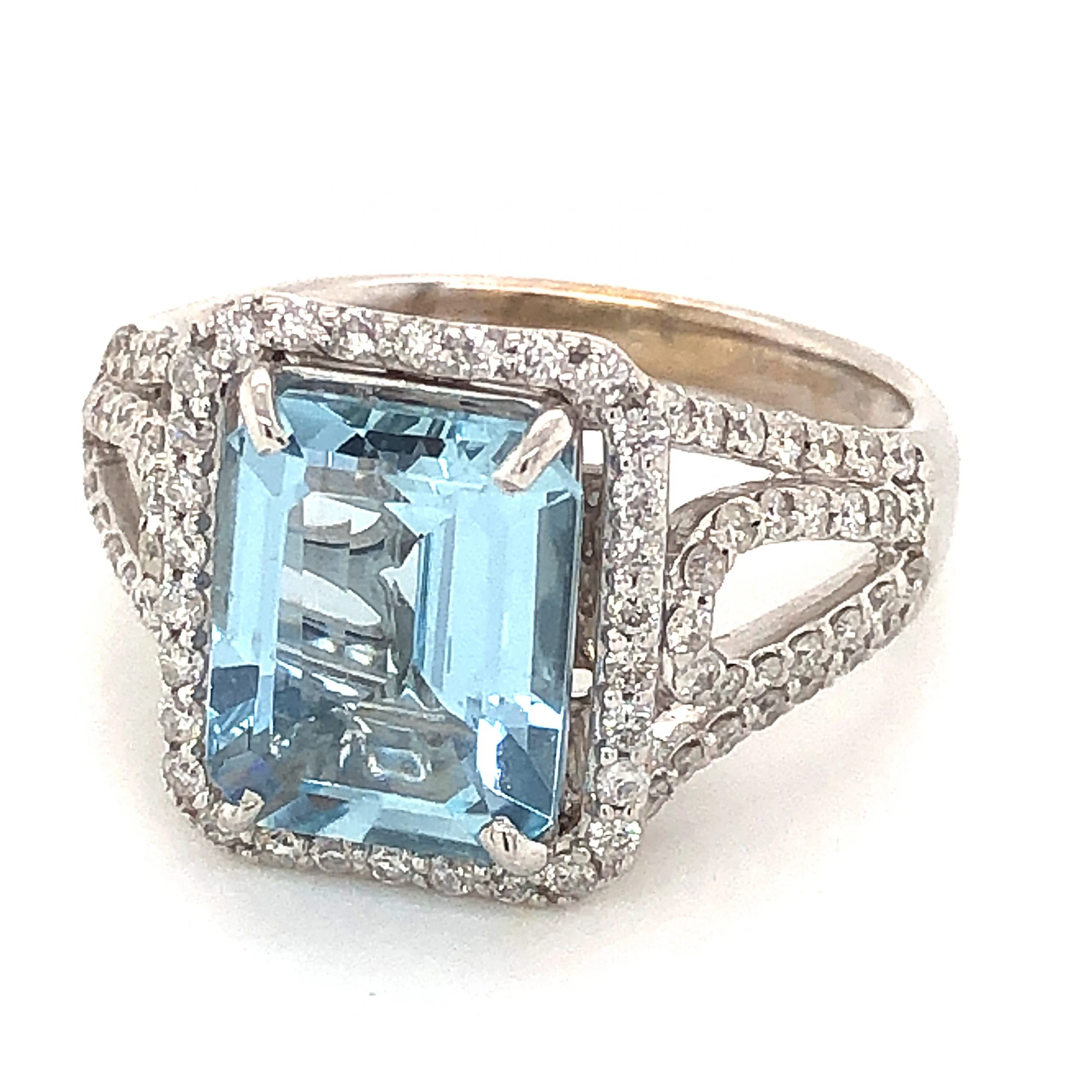 2.50 Aquamarine Ring w/ Diamond Accents in 14k White Gold - Image 2