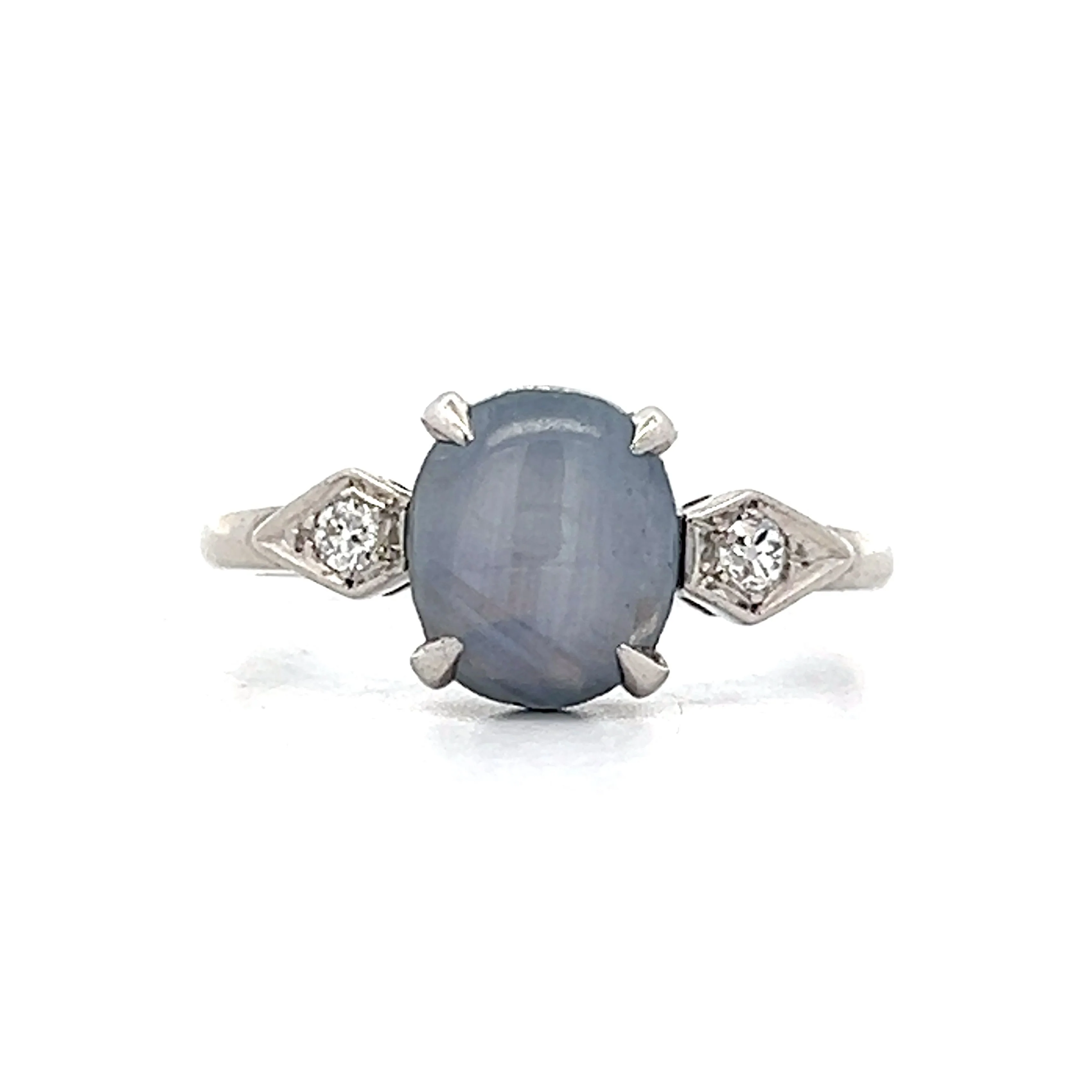 2.52 Art Deco Oval Cabochon Star Sapphire in Platinum
