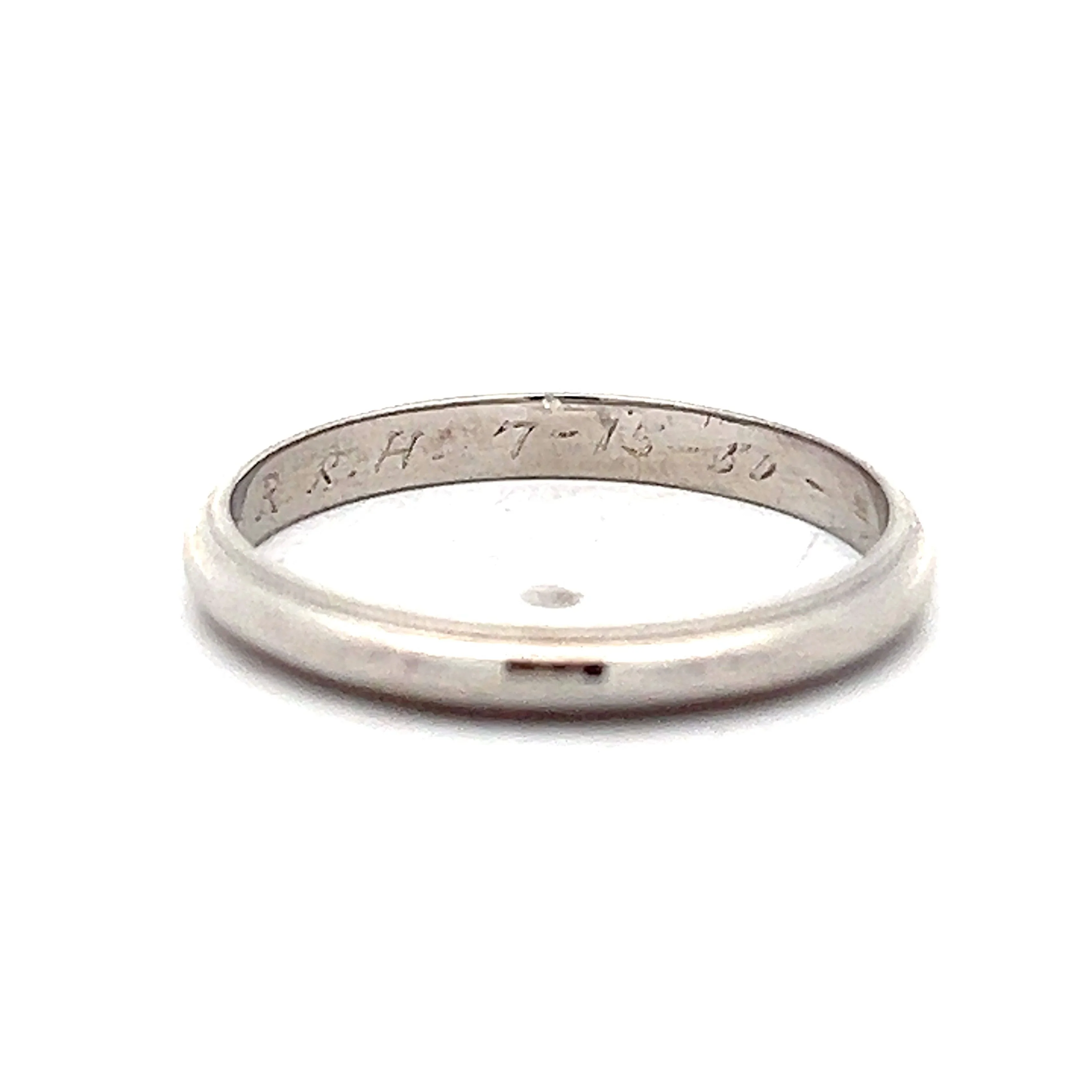 2.5mm Vintage Milgrain Wedding Band in Platinum - Image 4