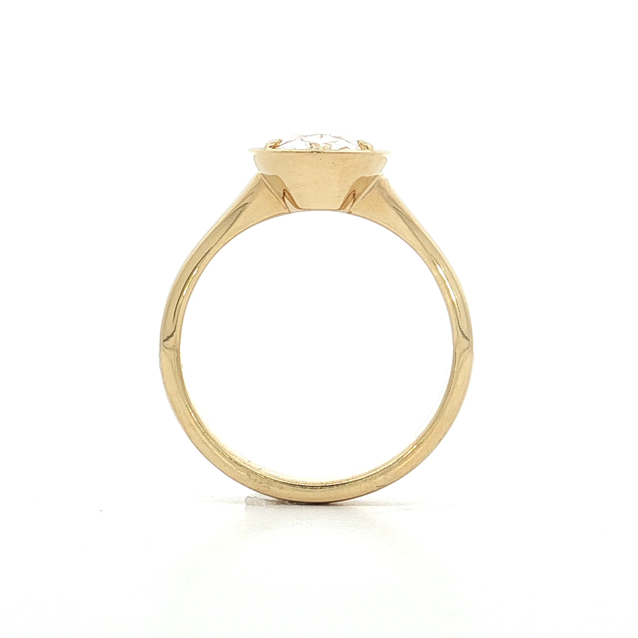 2.70 Pear Diamond Solitaire Engagement Ring 18k - Image 4