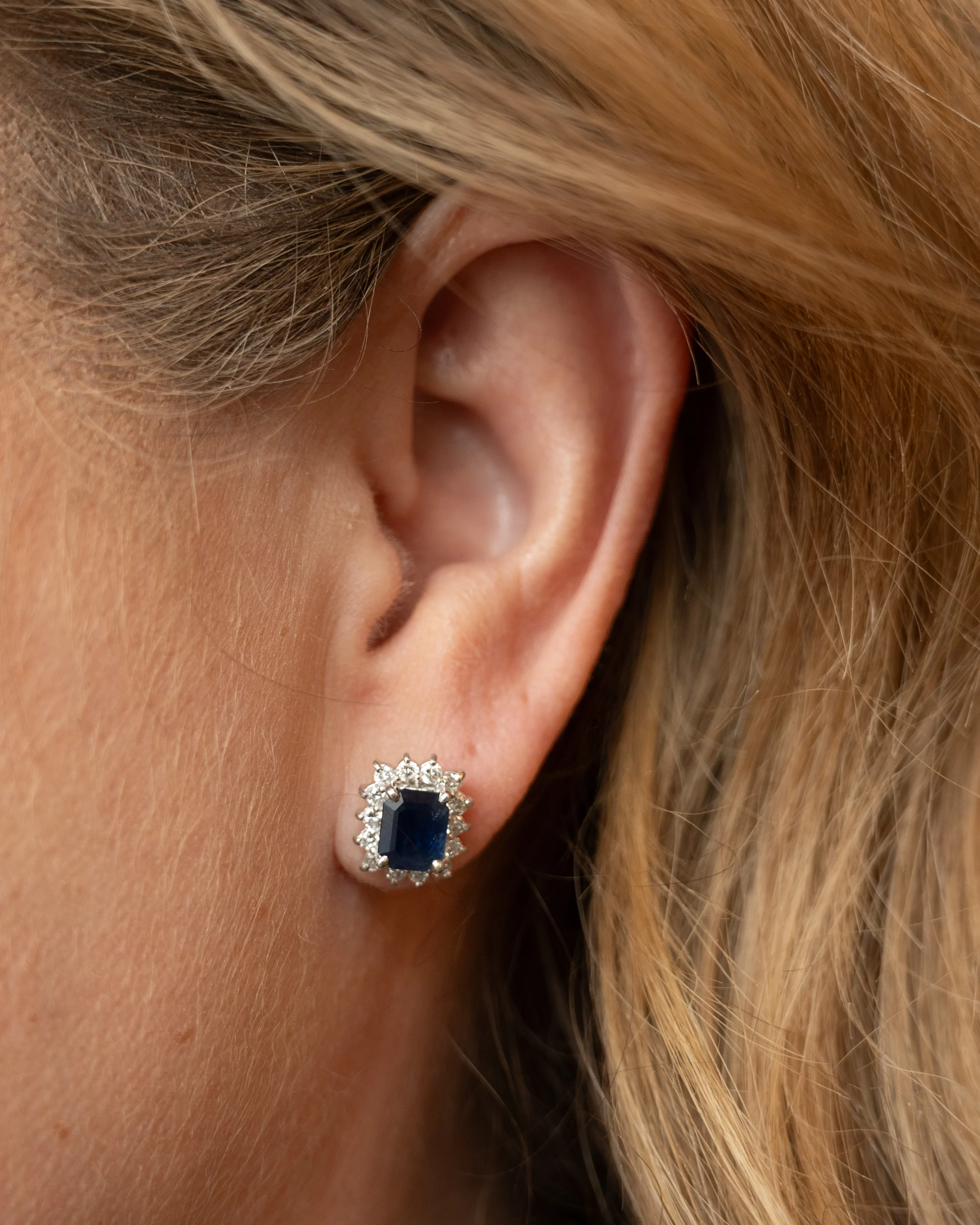 2.72 Blue Sapphire & Diamond Stud Earrings Platinum - Image 5