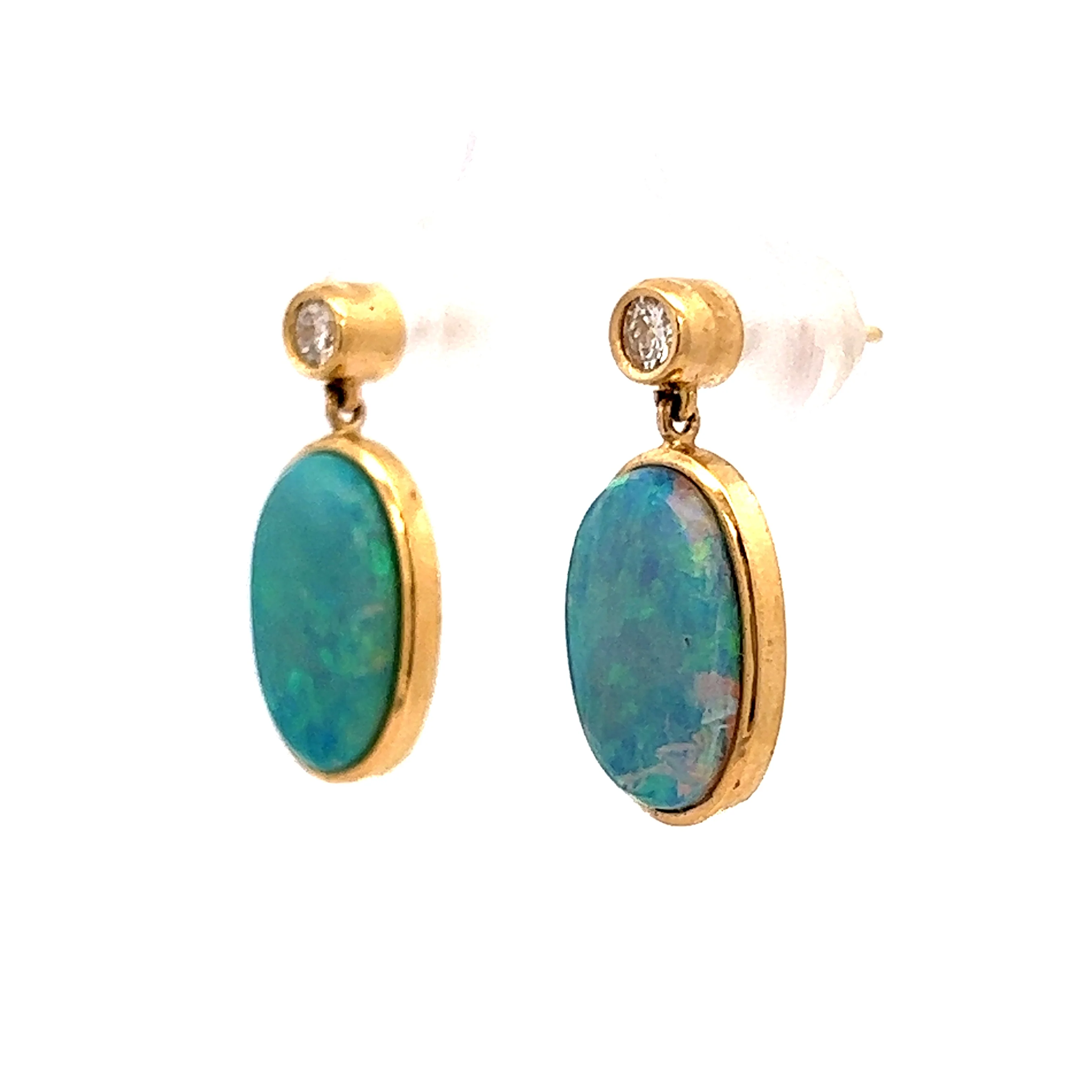 2.74 Cabochon Opal & Diamond Earrings in 18k Yellow Gold - Image 2