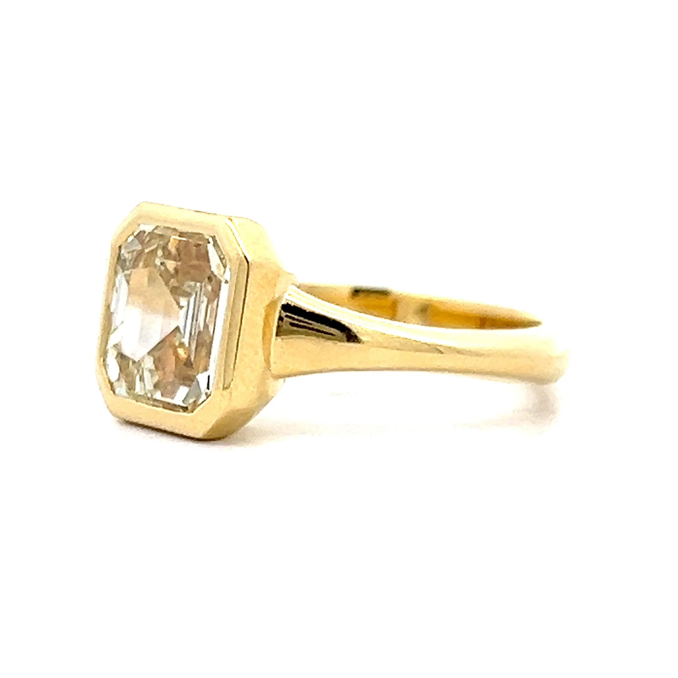 2.75 Asscher Cut Diamond Engagement Ring in 18k - Image 2