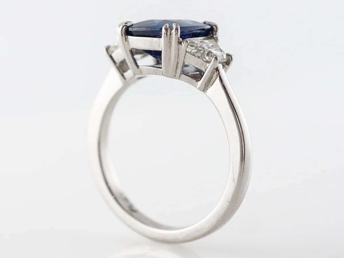 2.85 Carat Cushion Sapphire Engagement Ring in Platinum - Image 5