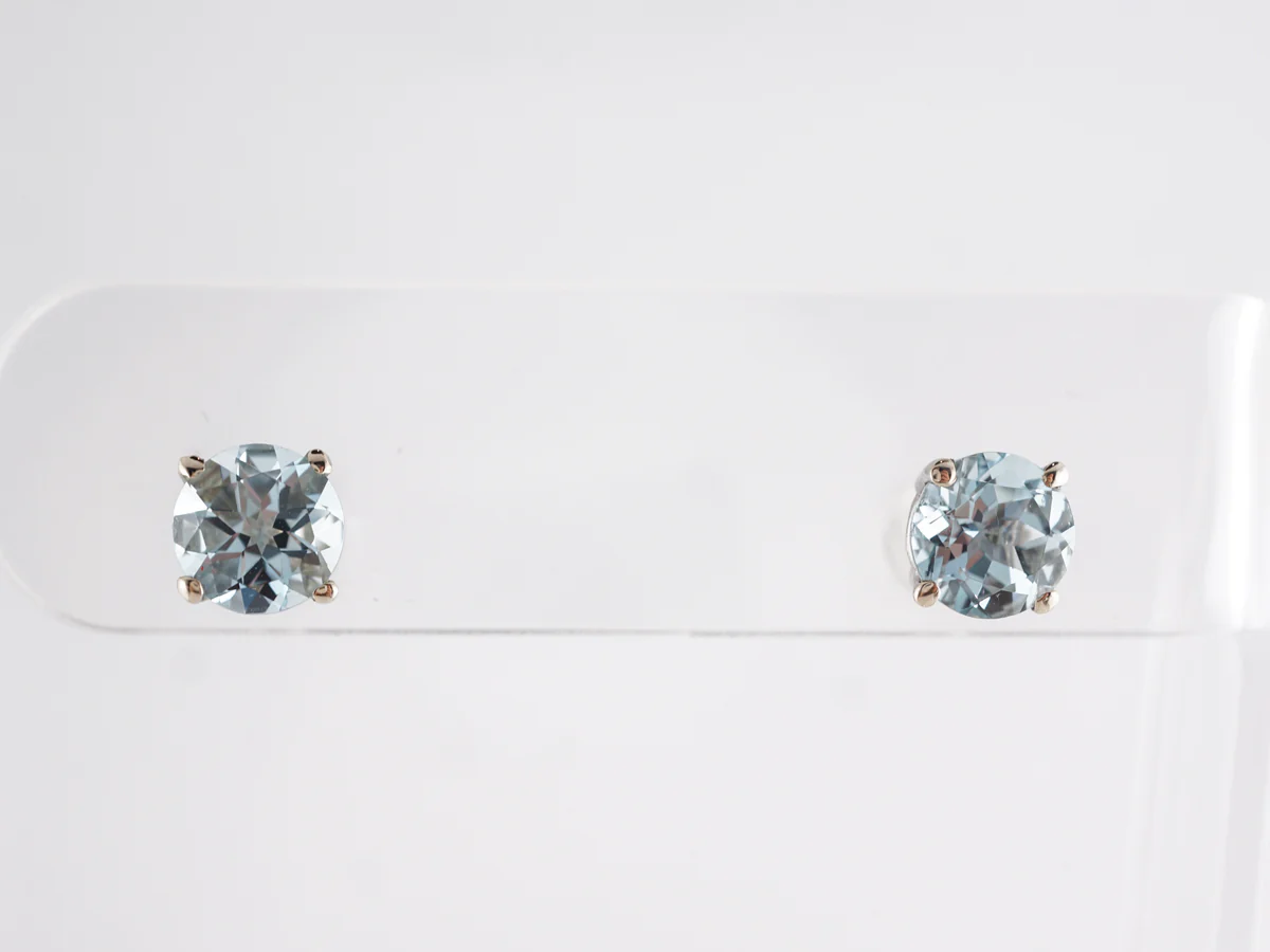 2 Carat Aquamarine Earrings in White Gold - Image 3