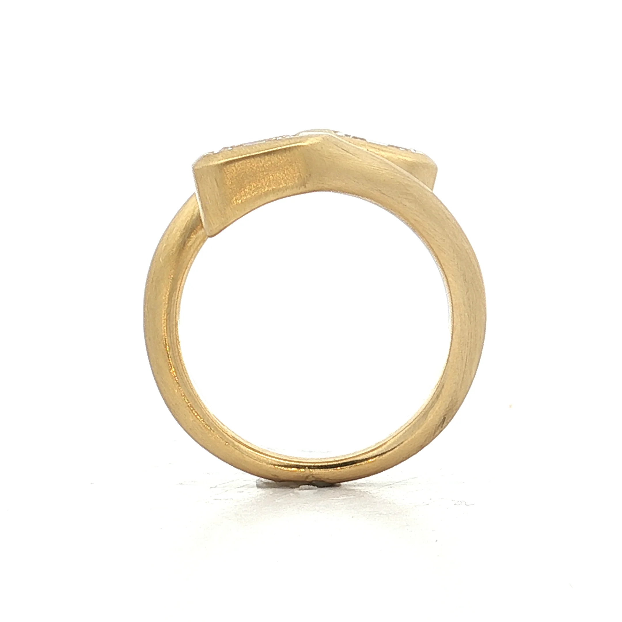 2 Carat Asscher Cut Diamond Passby Ring in 18k - Image 4