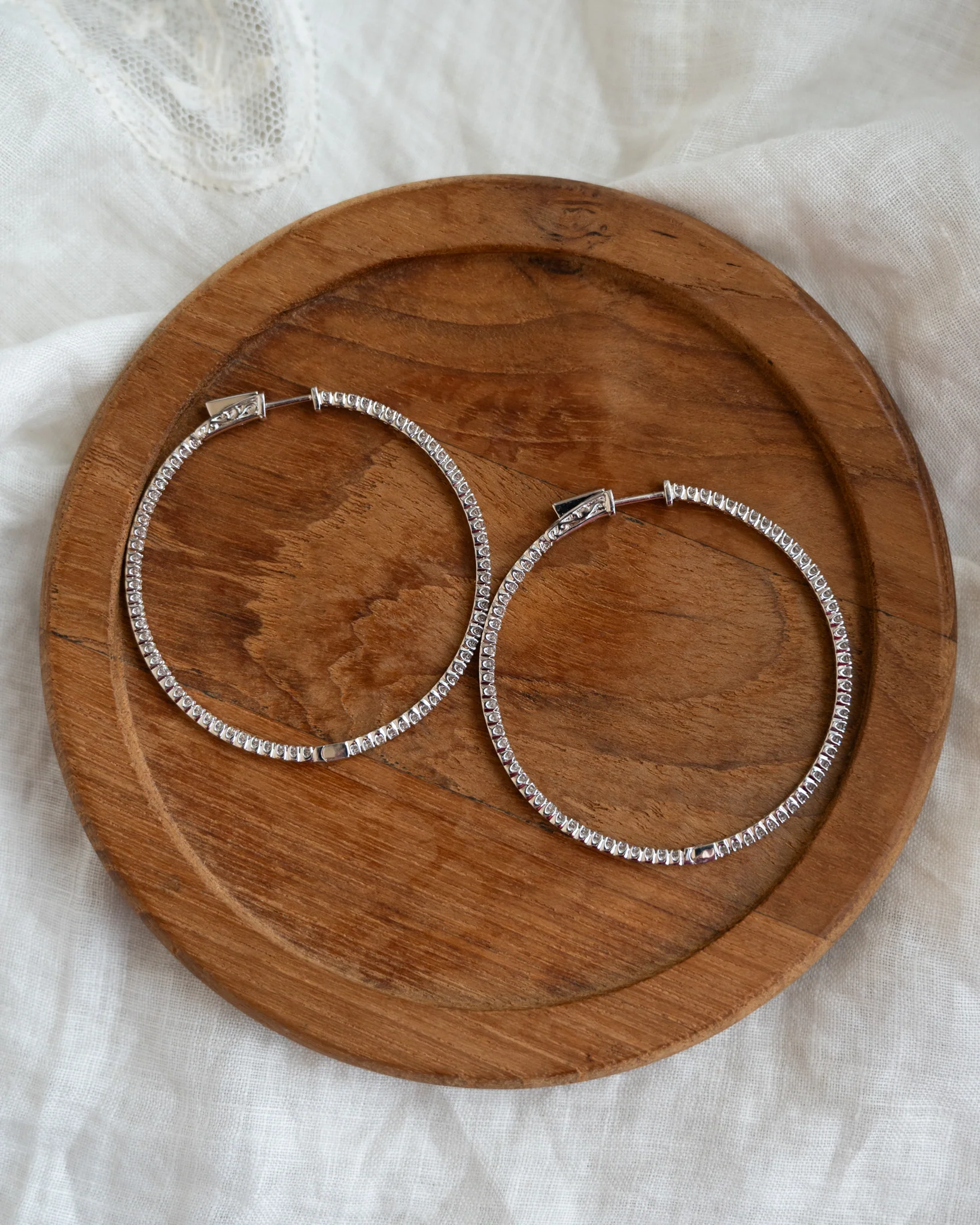 2 Carat Diamond Inside-Out Hoop Earrings in 14k - Image 4