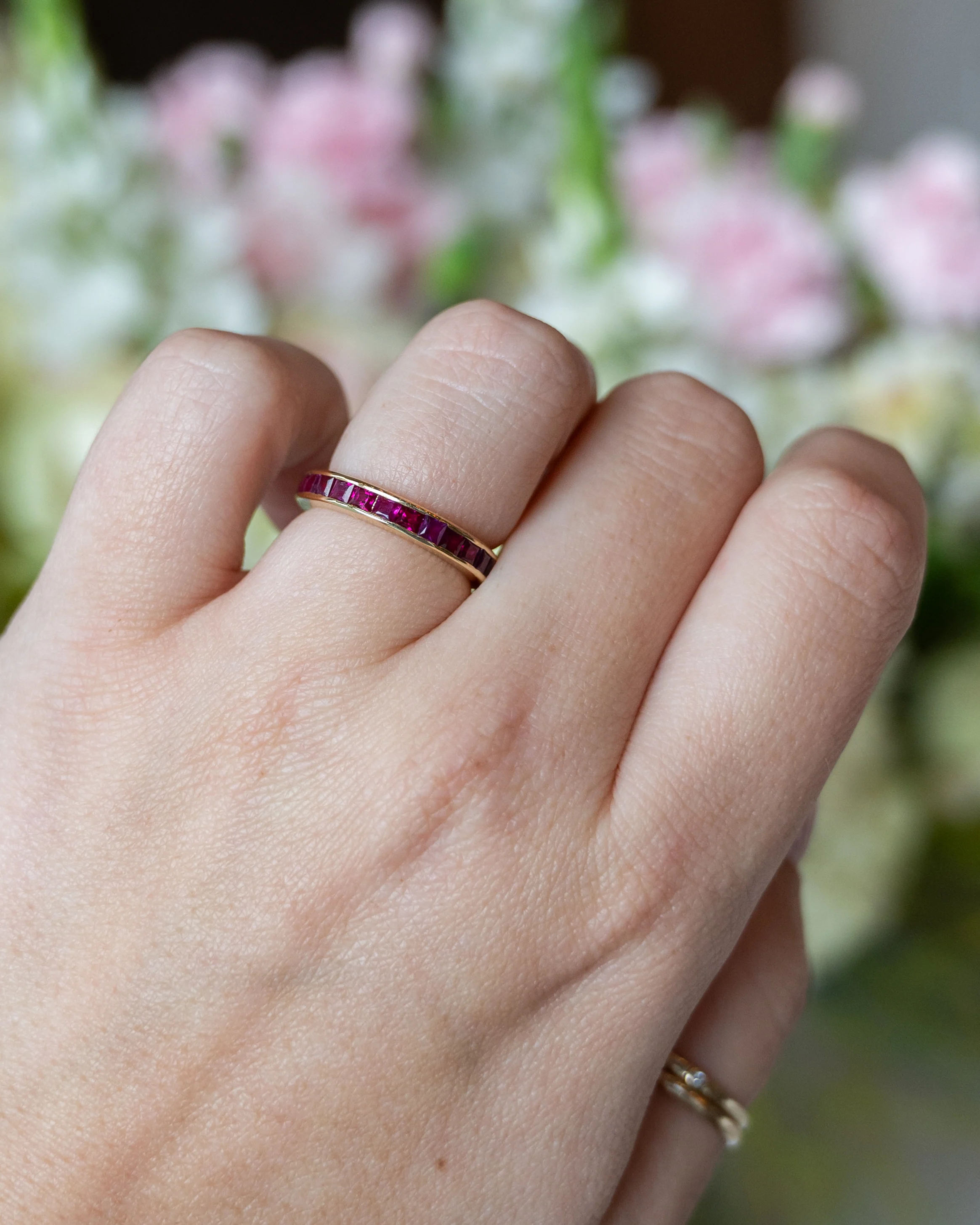 2 Carat Square Cut Ruby Eternity Band 18k - Image 7