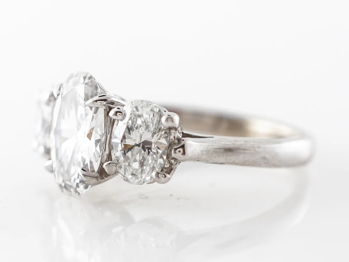 Three Stone Oval Engagement Ring in White Gold - Image 2