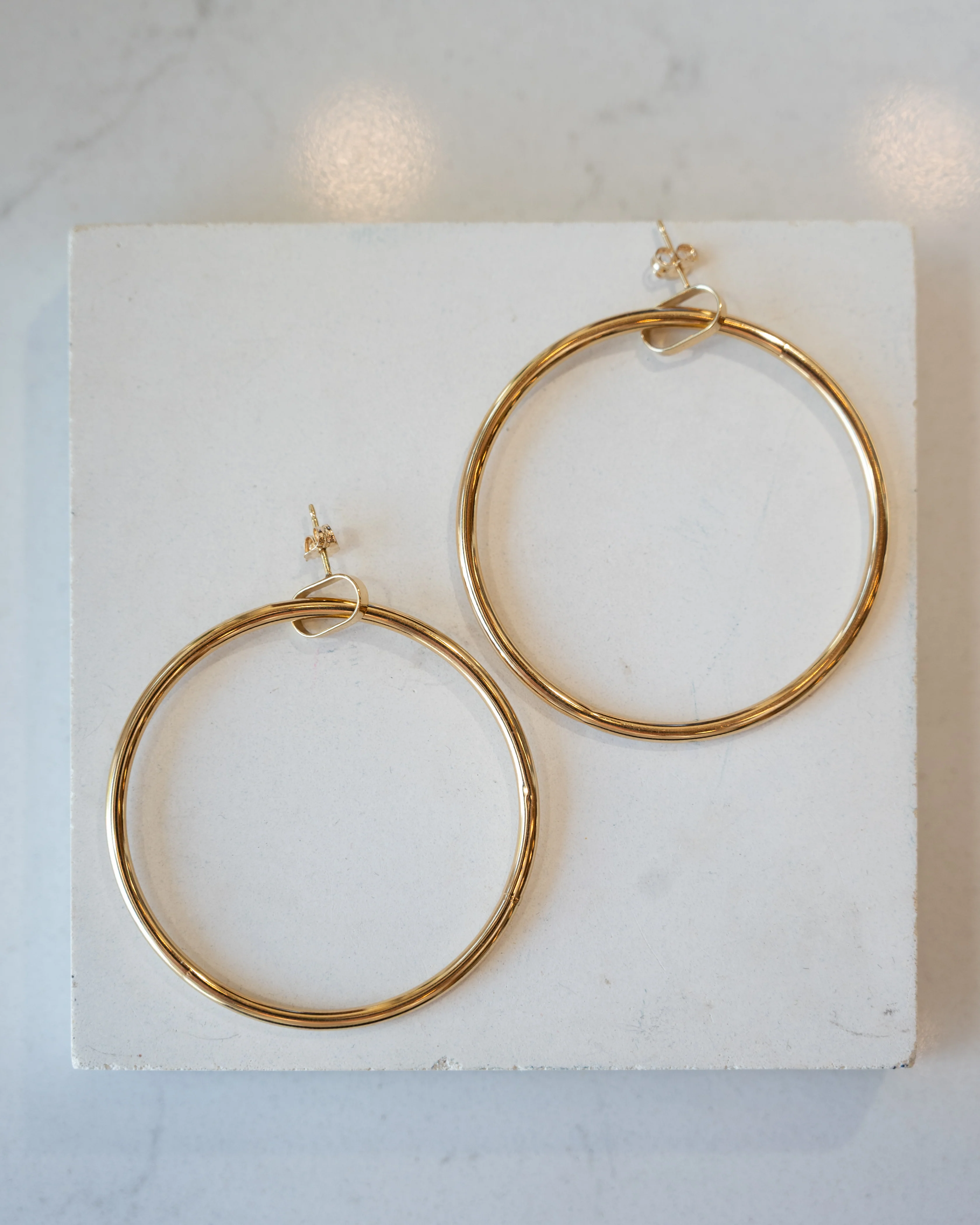 2" Hollow Tube Hoop Earrings 14k Yellow Gold - Image 5