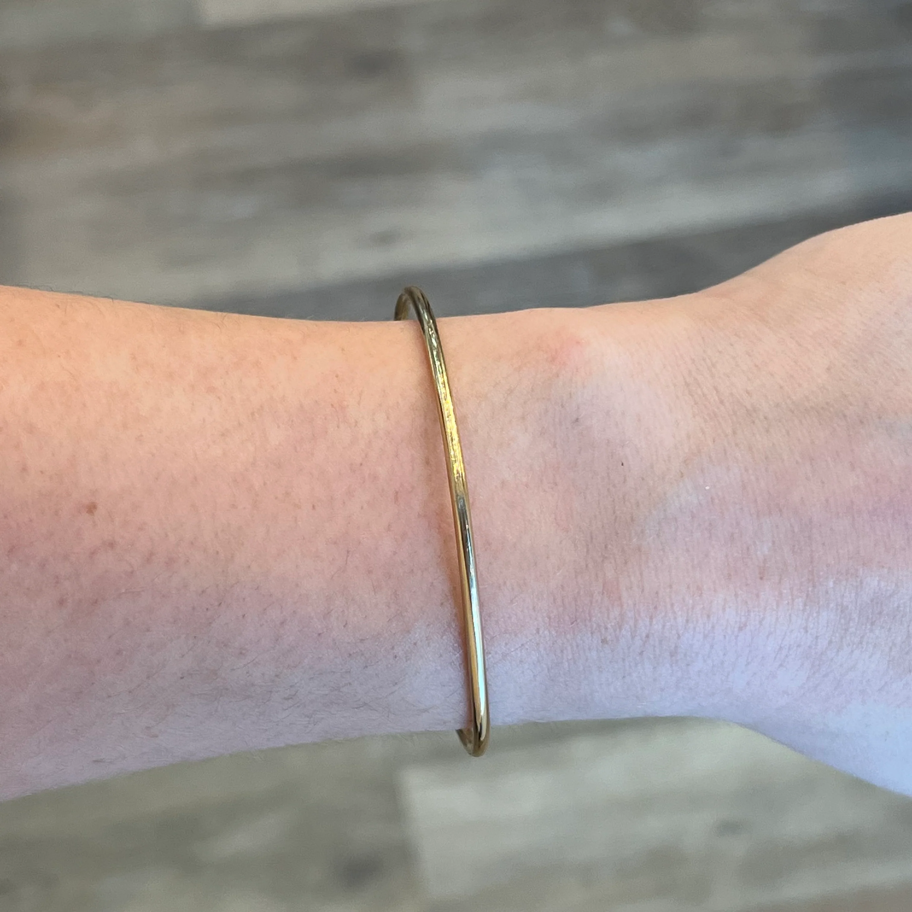 2mm Classic Bangle Bracelet in 14k Yellow Gold - Image 4