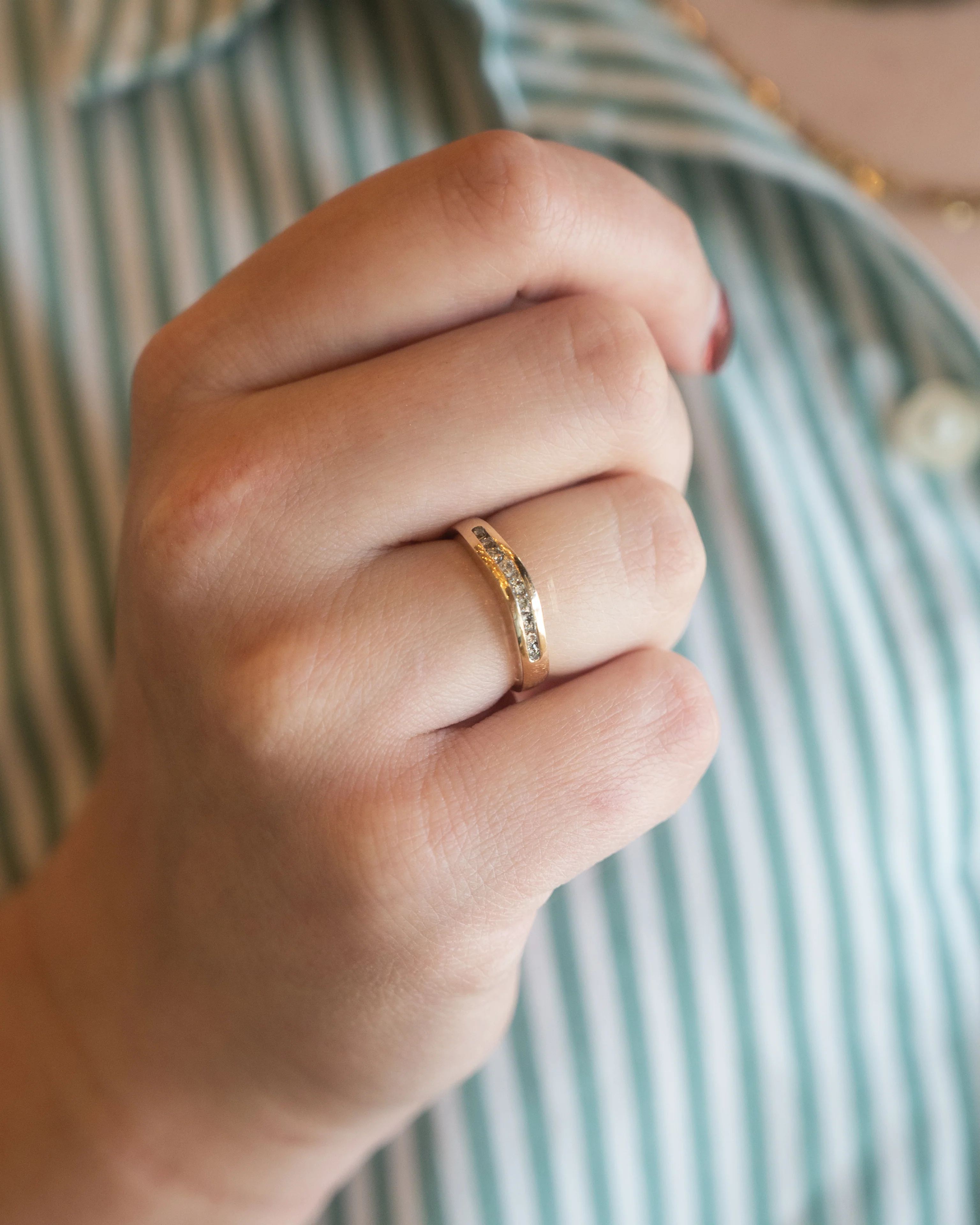 .20 Contour Channel Set Band in 14k Yellow Gold - Image 8