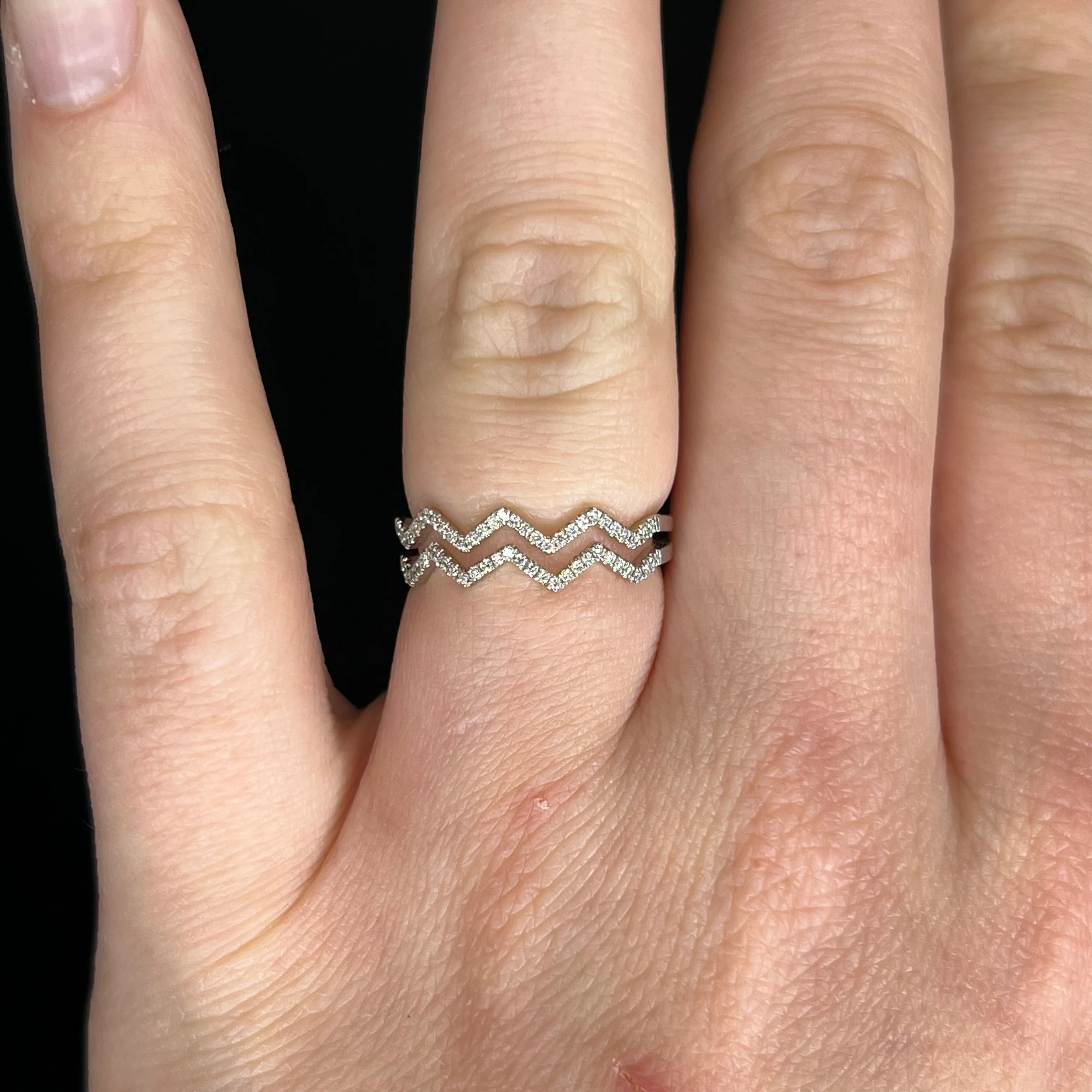 .20 Diamond Chevron Wedding Band in 18k White Gold - Image 6