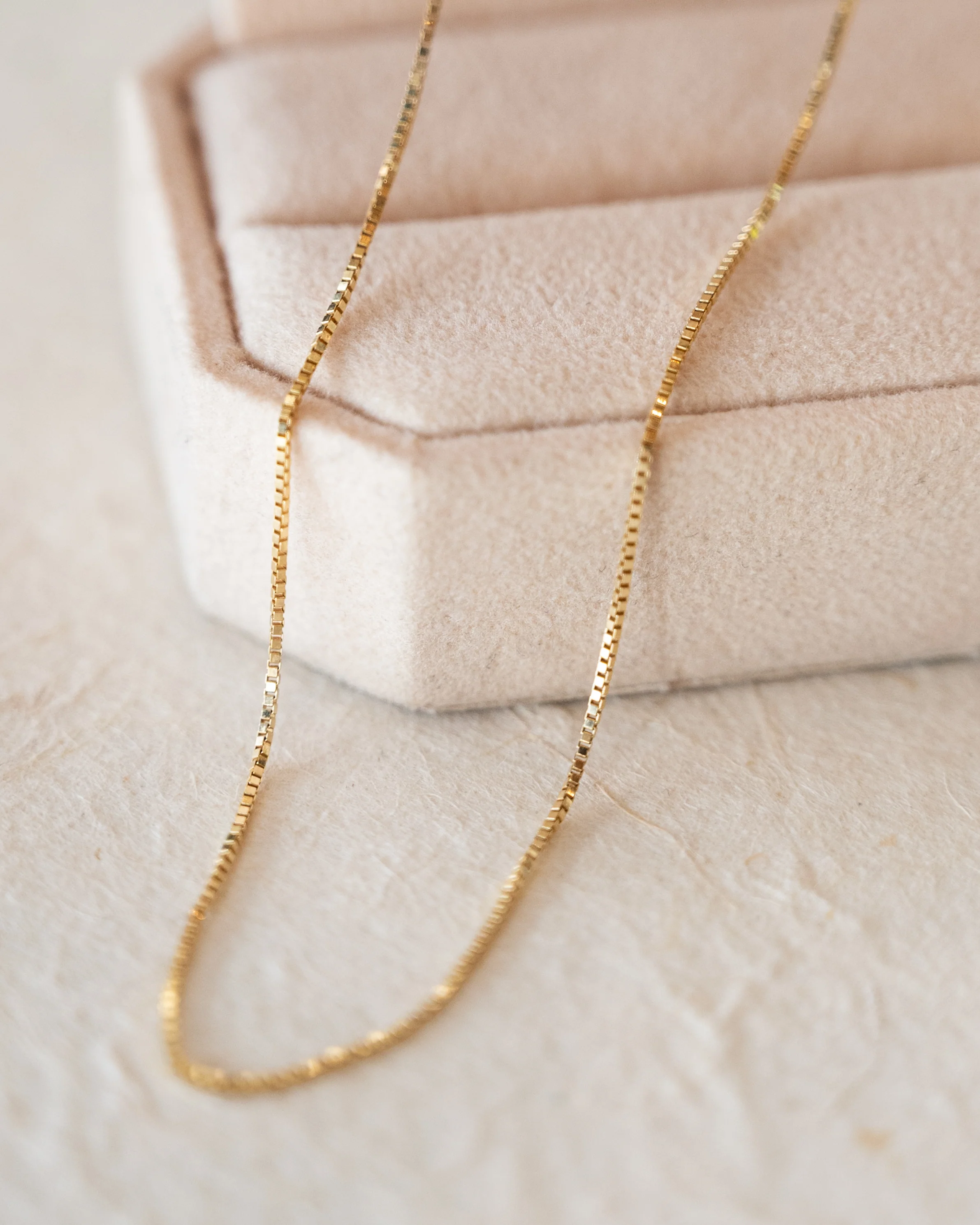 20 Inch Box Chain Necklace in 14k Yellow Gold - Image 6