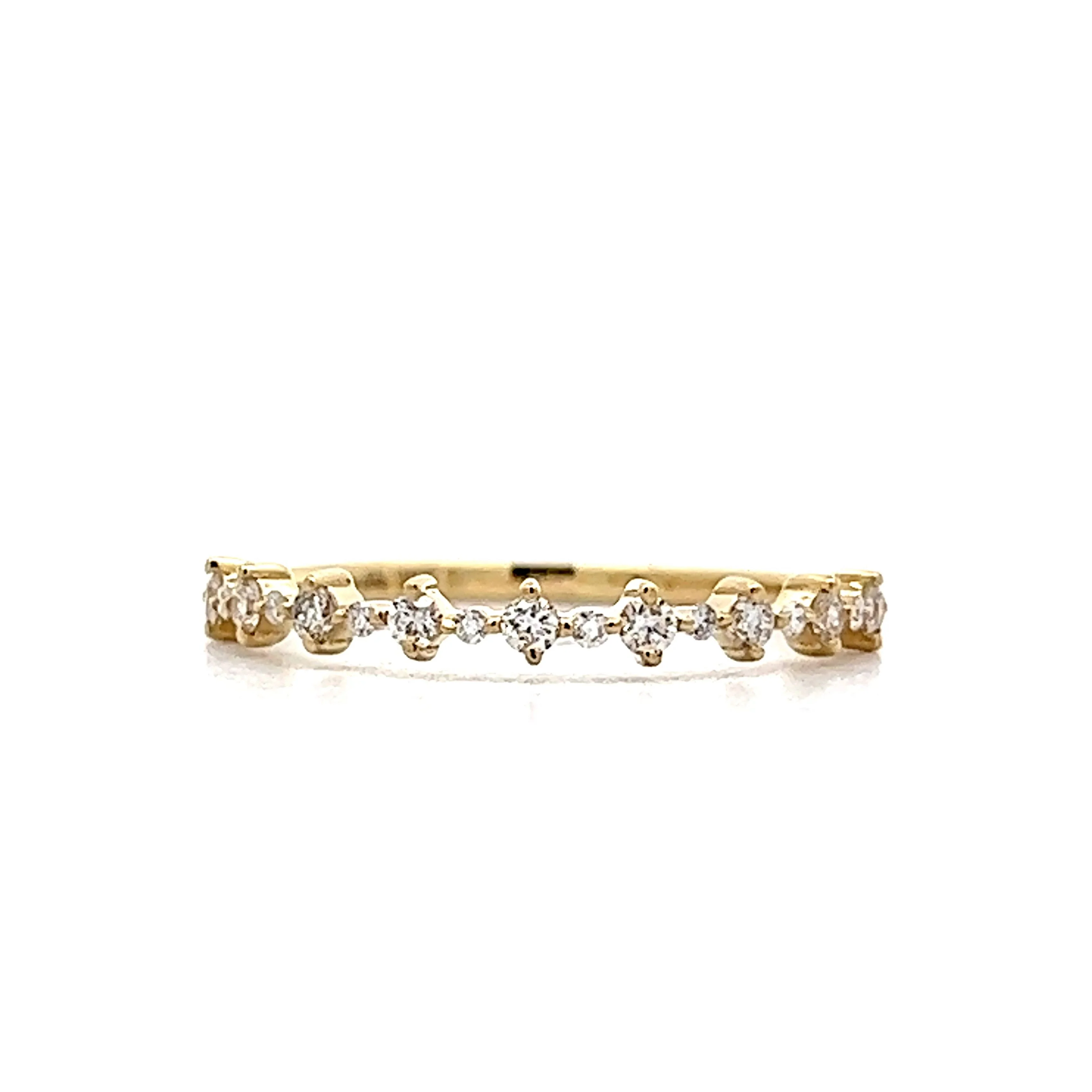 .21 Modern Diamond Wedding Band in 14k Yellow Gold