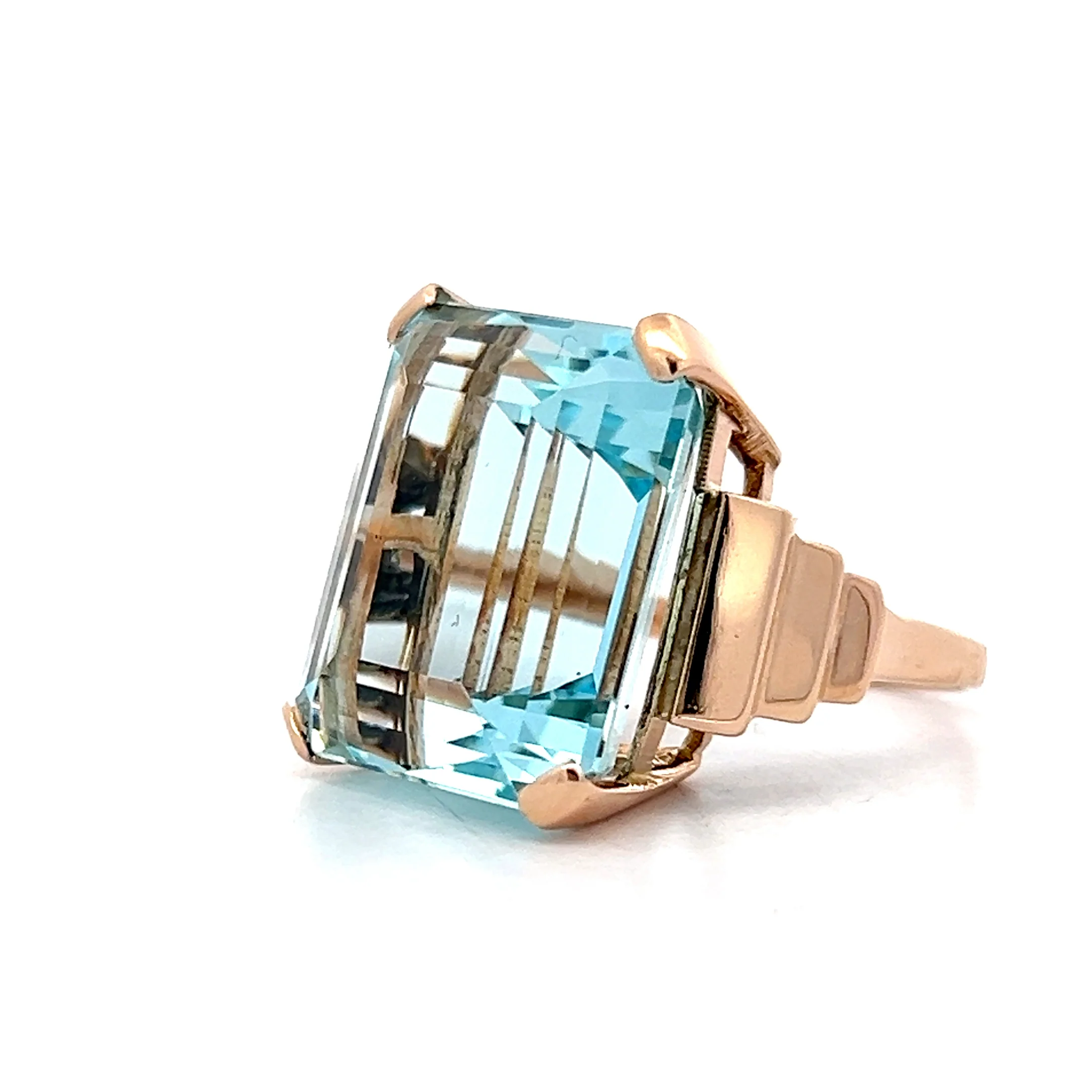 22.97 Vintage 1950s Aquamarine Cocktail Ring in 18k - Image 2