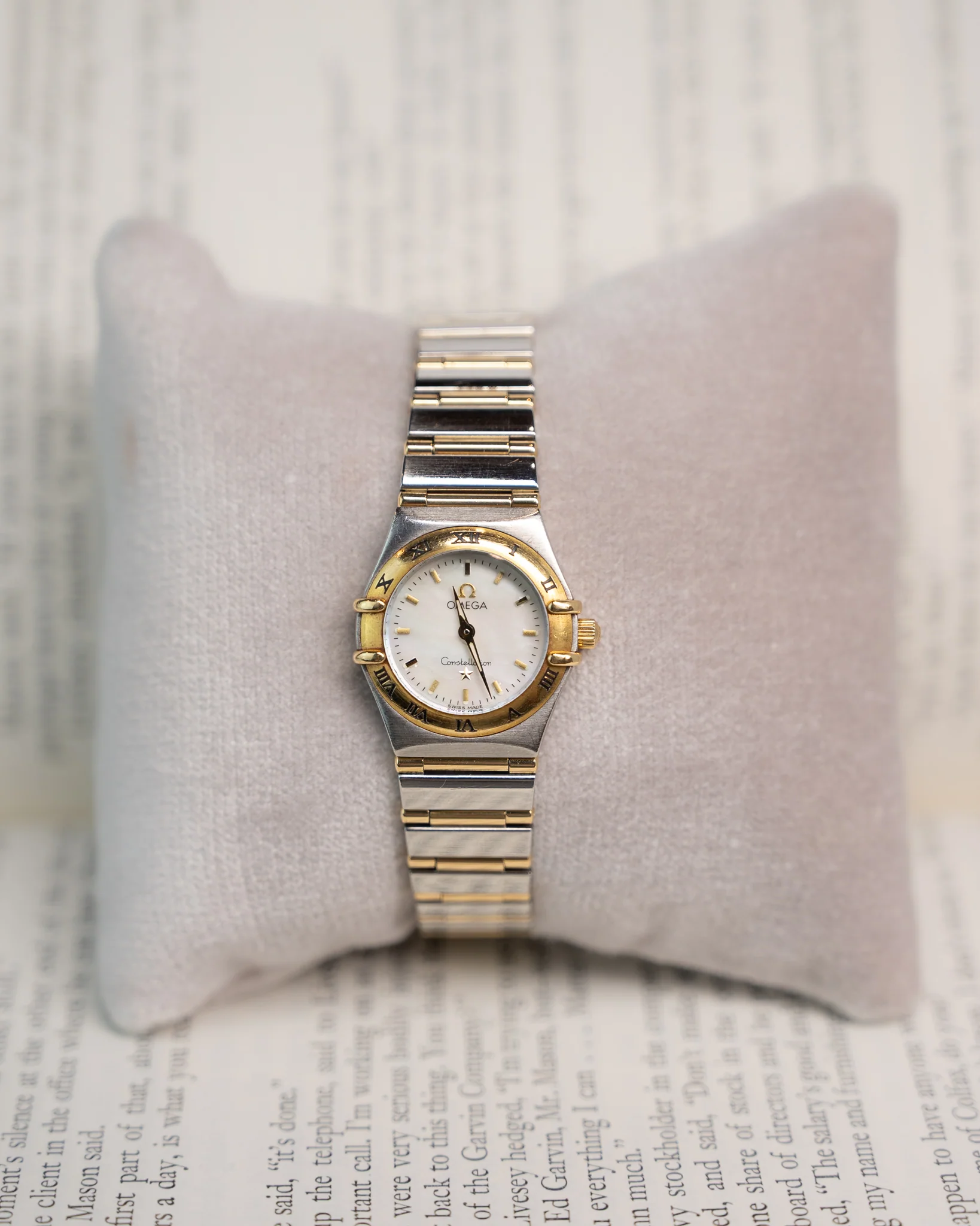 23mm Omega Constellation Ladies Watch Reference 7951203 18k - Image 5