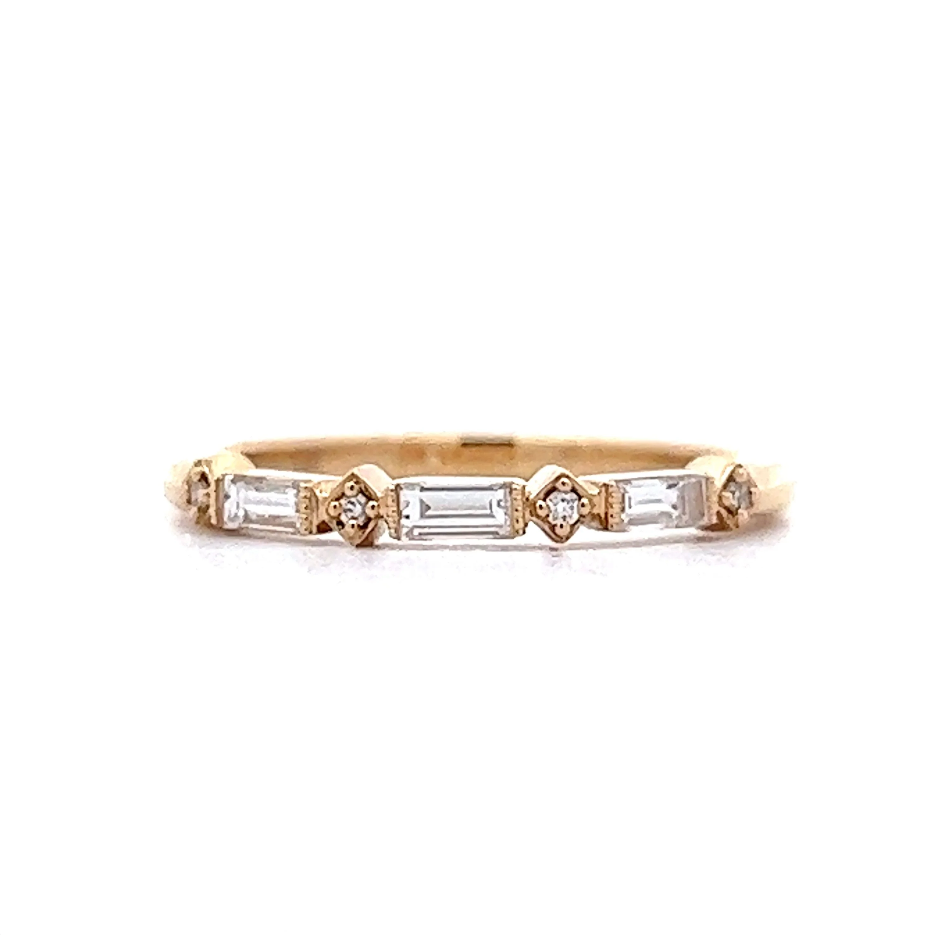 Baguette & Round Diamond Wedding Band in 14k Yellow Gold