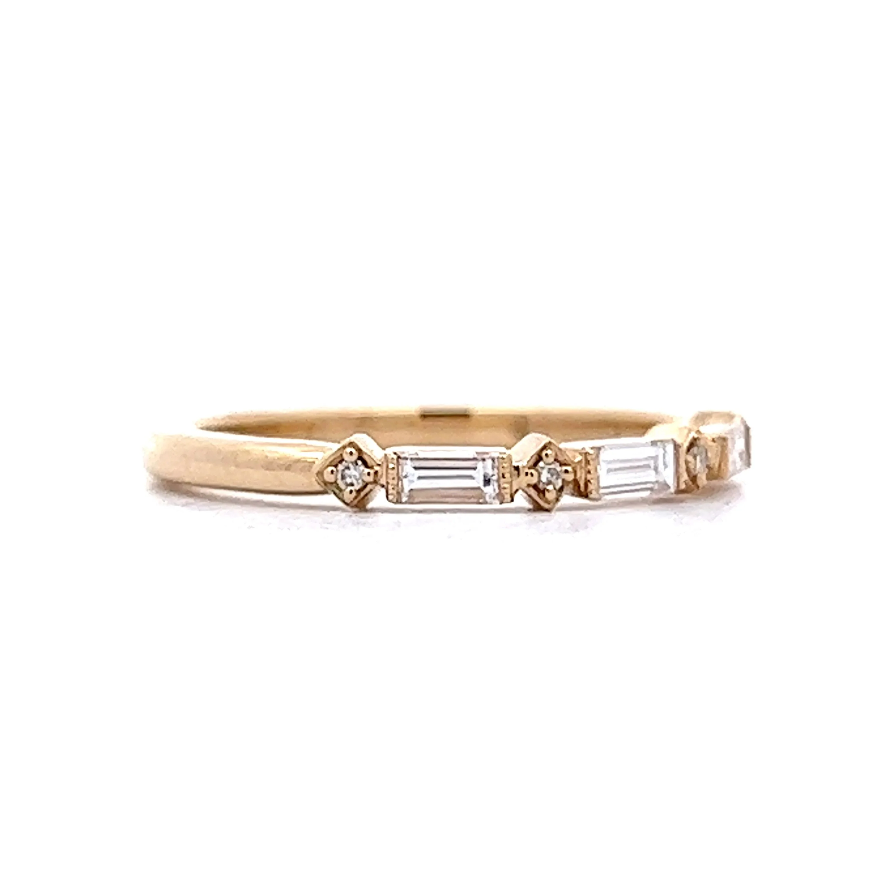 Baguette & Round Diamond Wedding Band in 14k Yellow Gold - Image 3