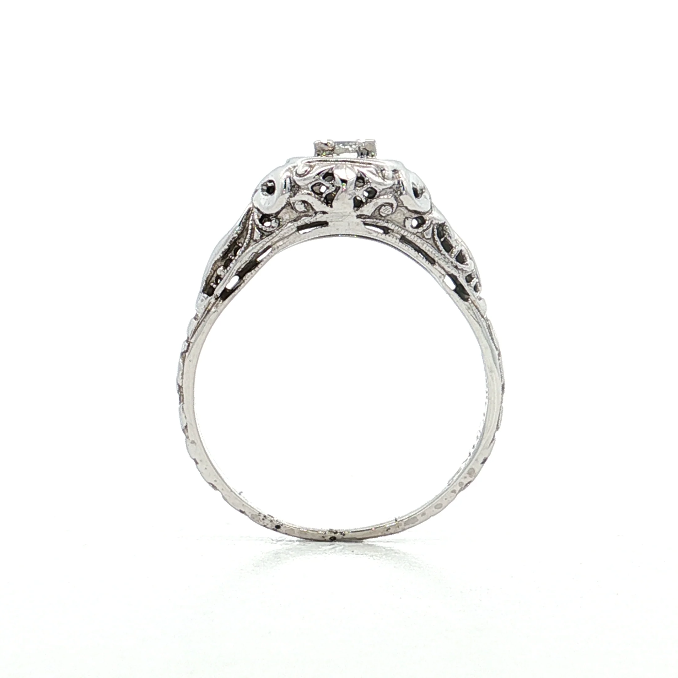 .25 Vintage Deco Diamond Engagement Ring in 18k - Image 4
