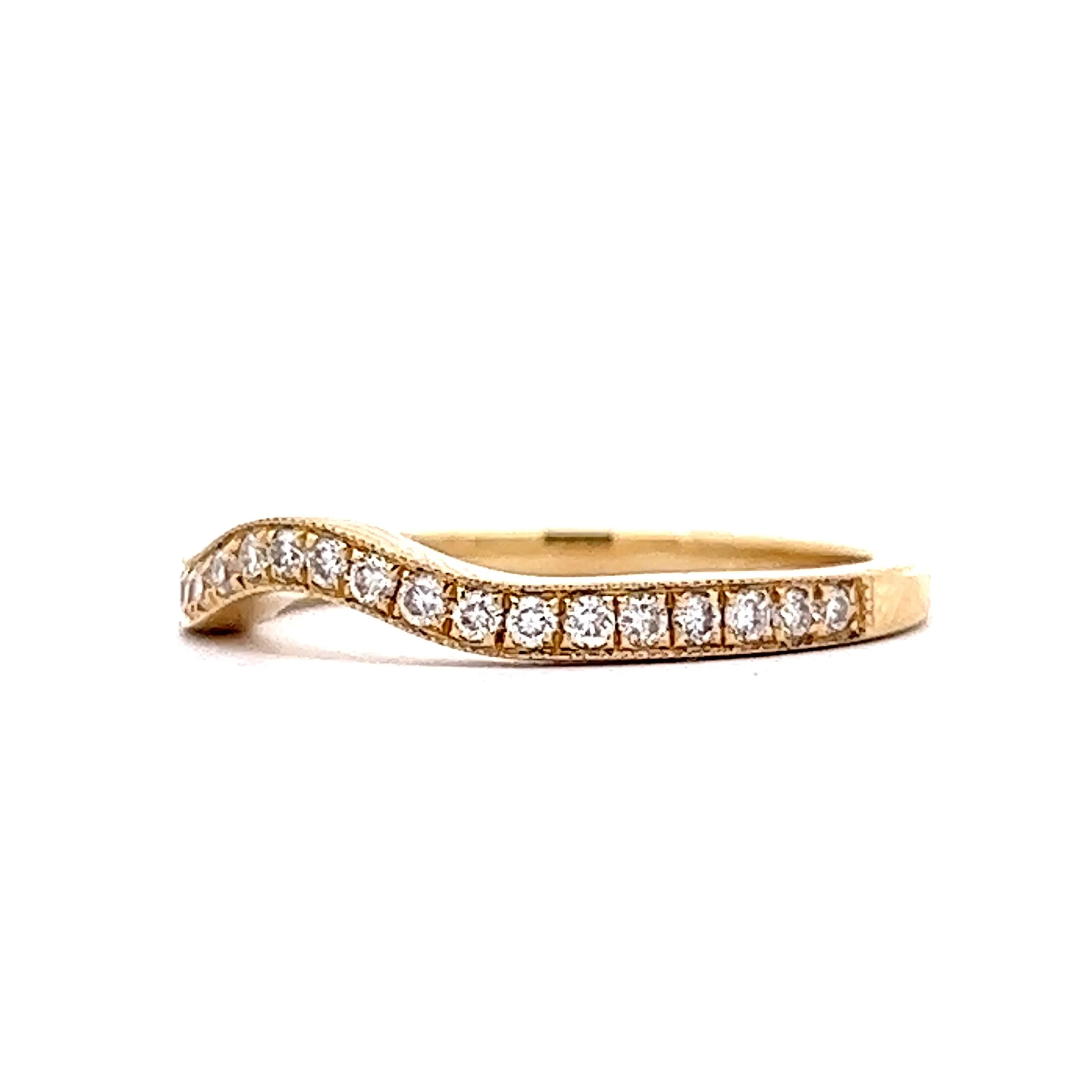 Milgrain Diamond Contour Wedding Band in 14k Yellow Gold - Image 2