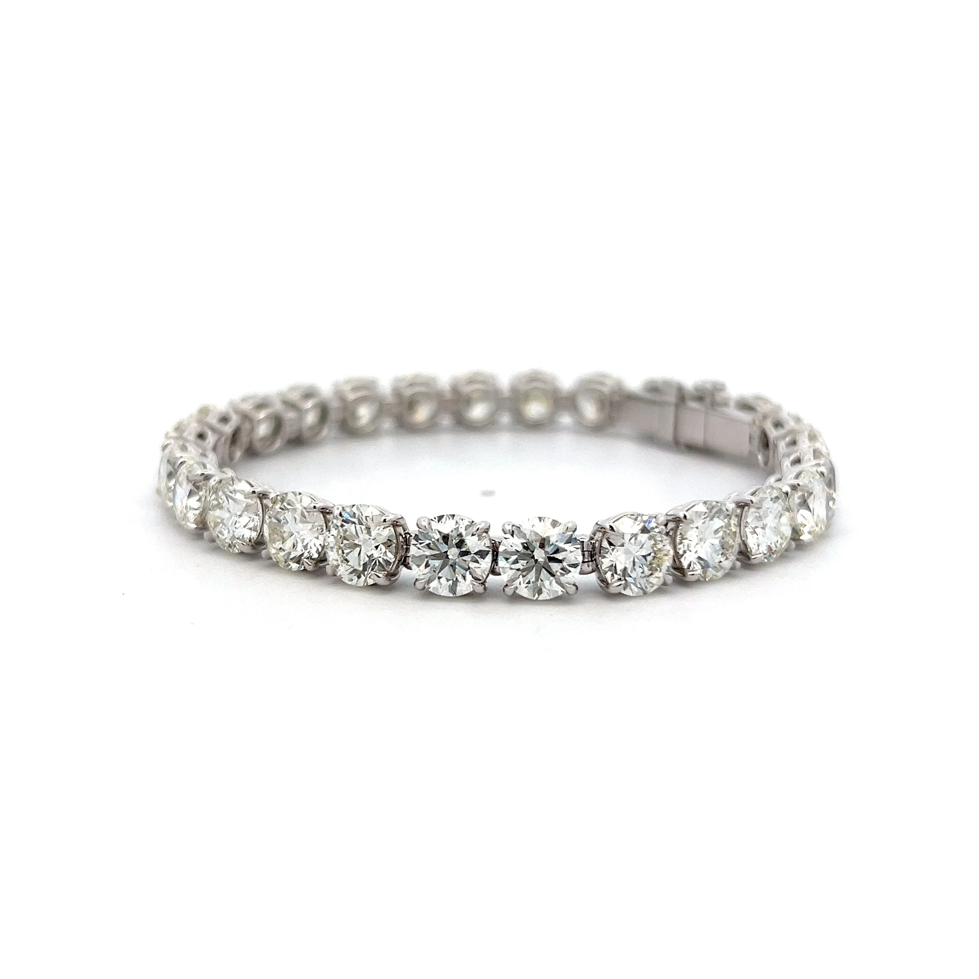 26 Carat Diamond Tennis Bracelet in 18k White Gold - Image 2