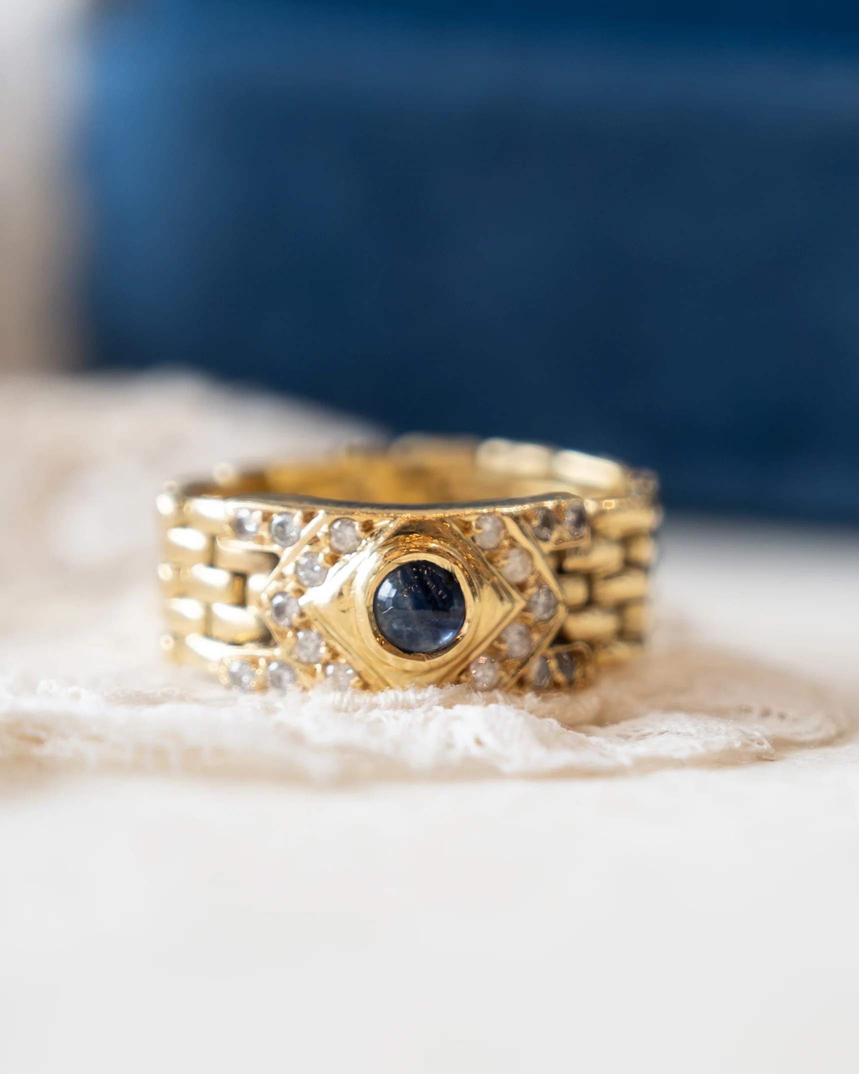 .27 Blue Sapphire & Diamond Flexible Stacking Ring 18k - Image 6