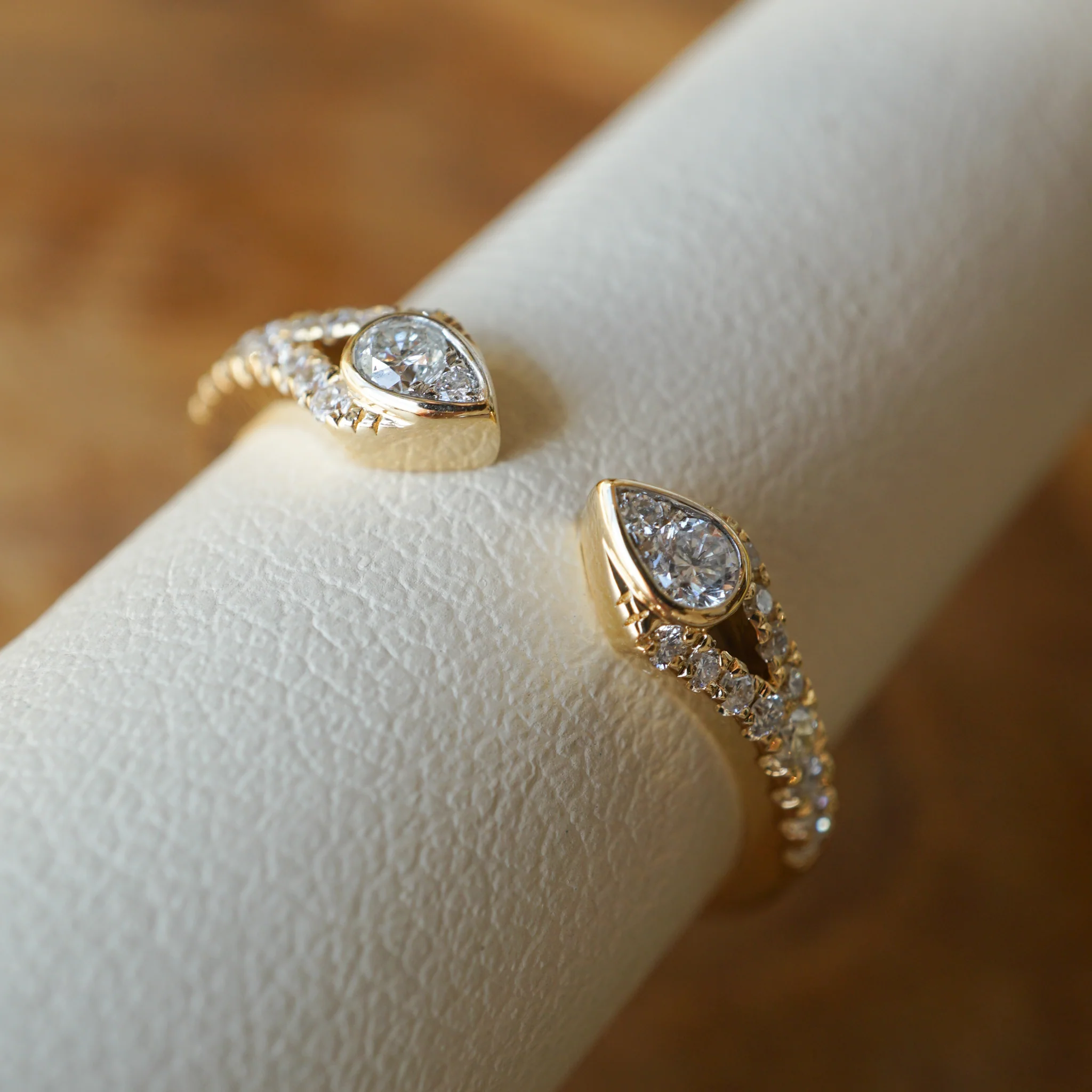 .27 Open Diamond Wedding Band in 18k Yellow Gold - Image 6