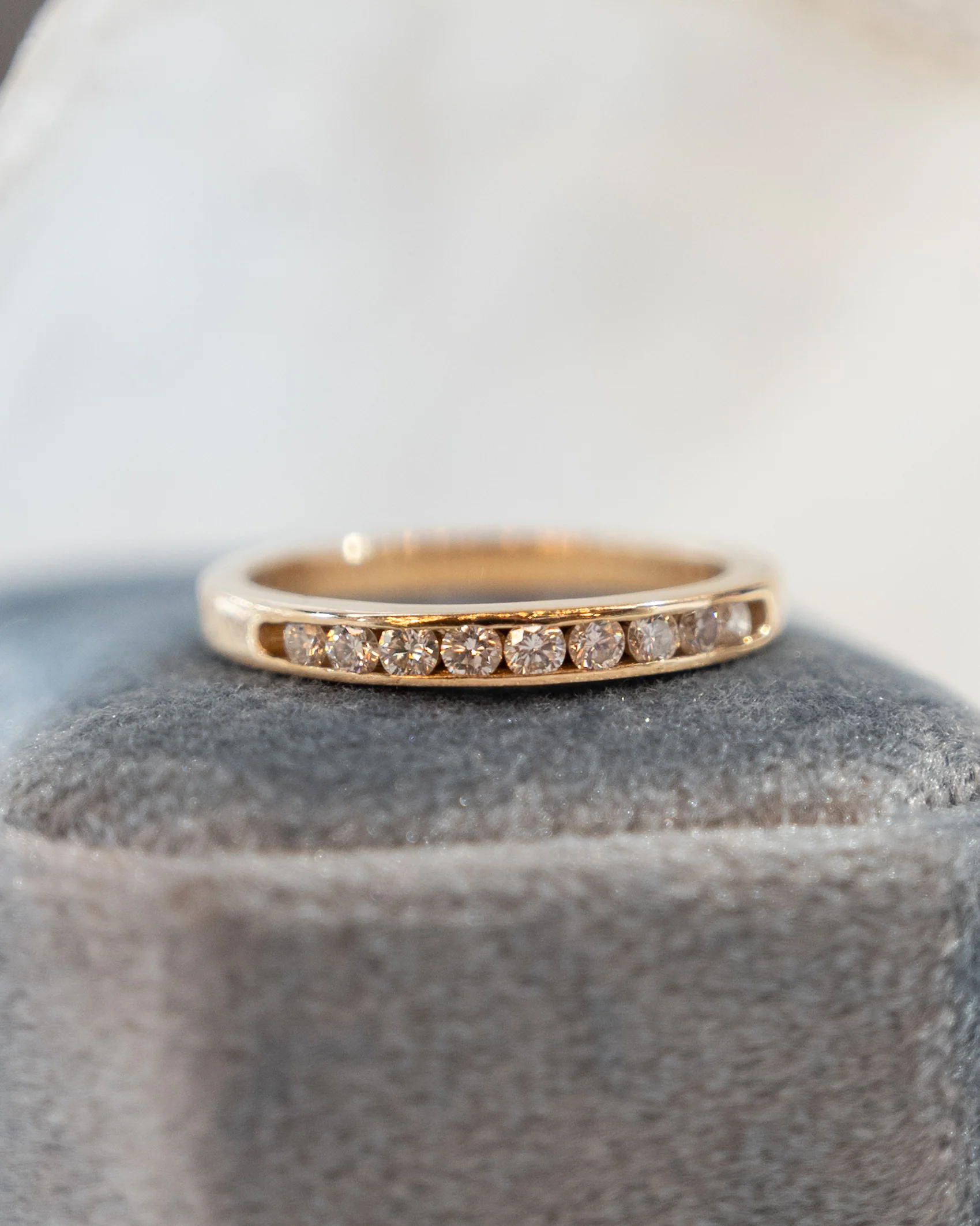 .27 Round Diamond Wedding Band 14k Yellow Gold - Image 6