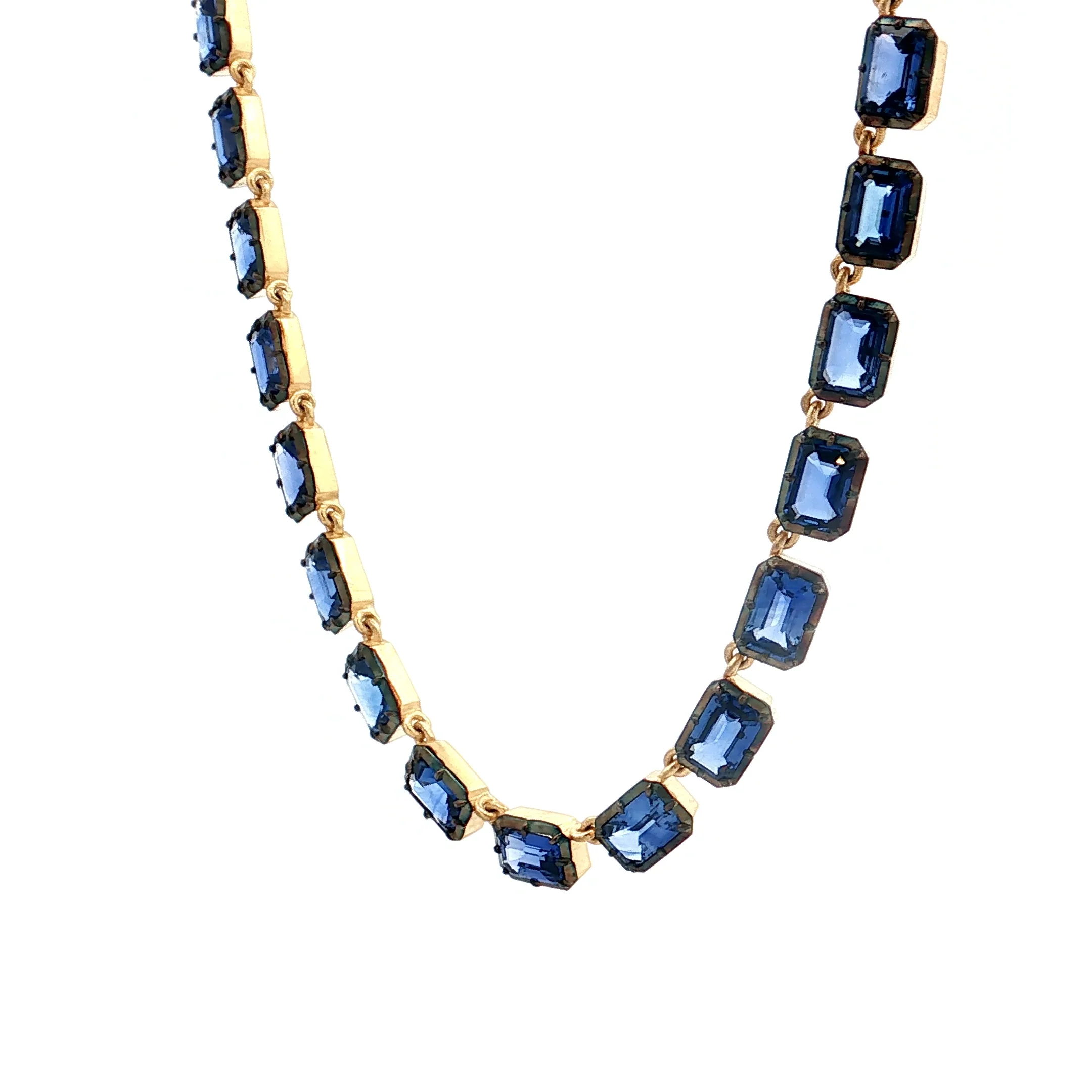 28 Carat Emerald Cut Sapphire Statement Necklace 18k - Image 2