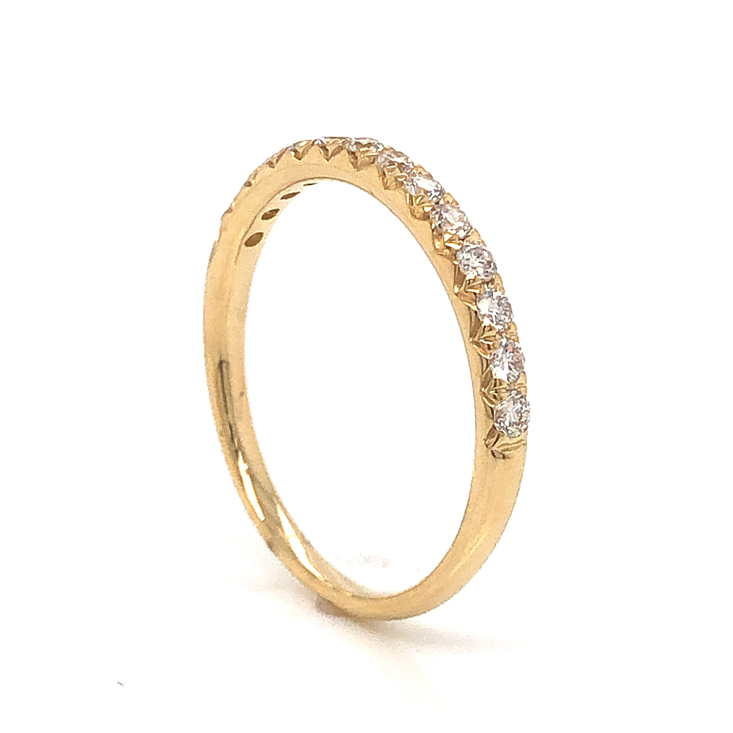 .29 Modern Diamond Wedding Band in 14k Yellow Gold - Image 4