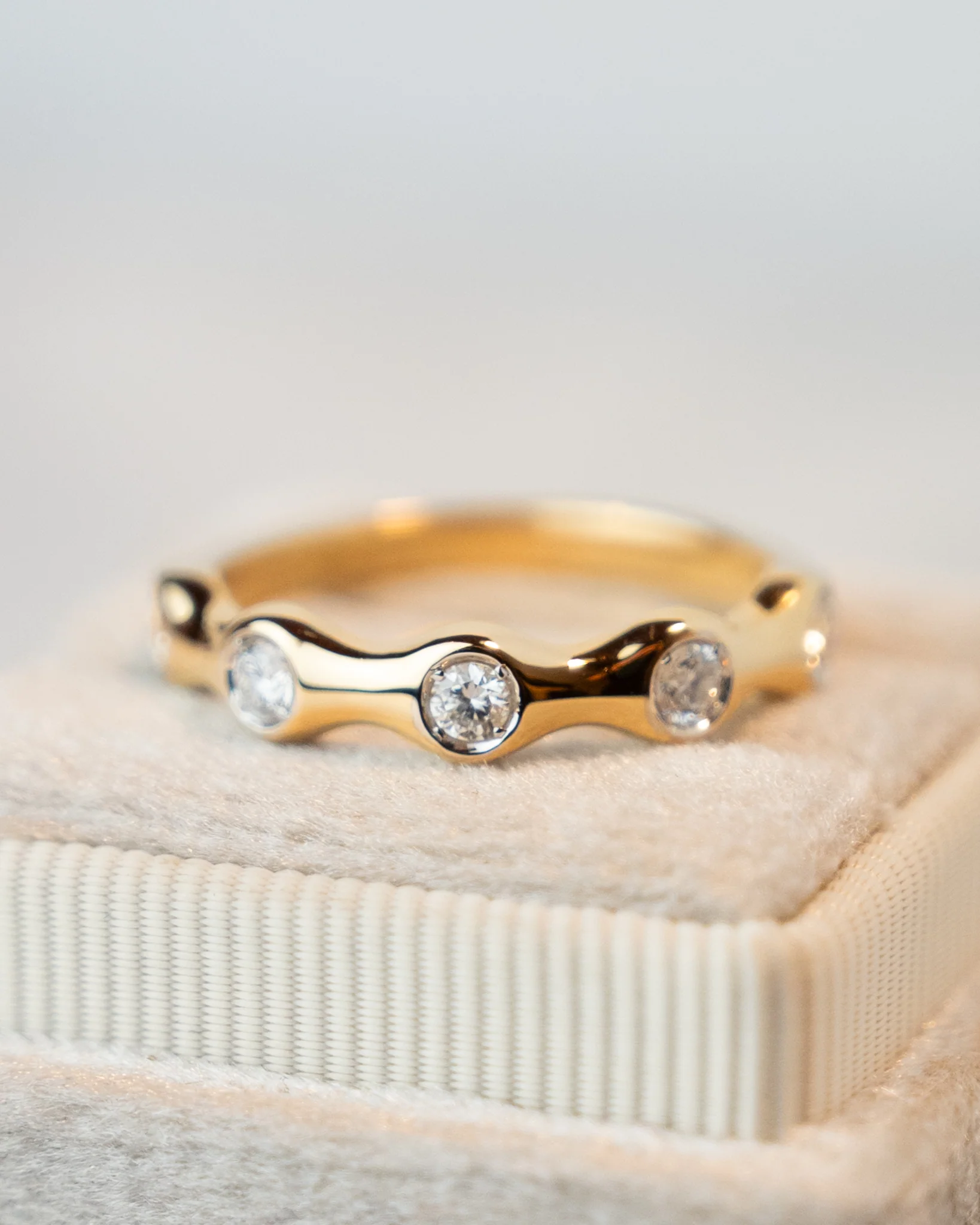 .29 Wavy Diamond Wedding Band in 14k Yellow Gold - Image 6