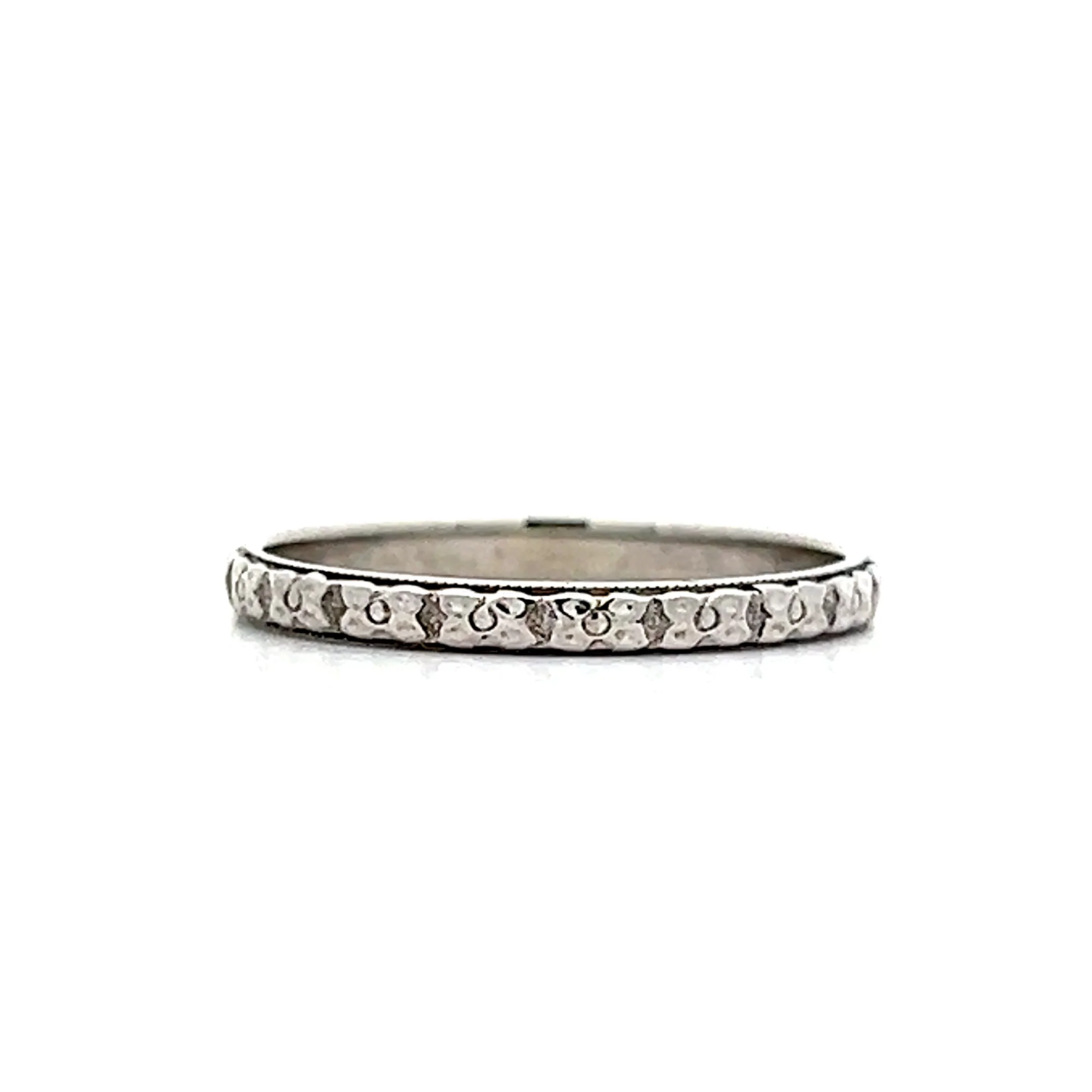 2mm Vintage Orange Blossom Wedding Band in 18k