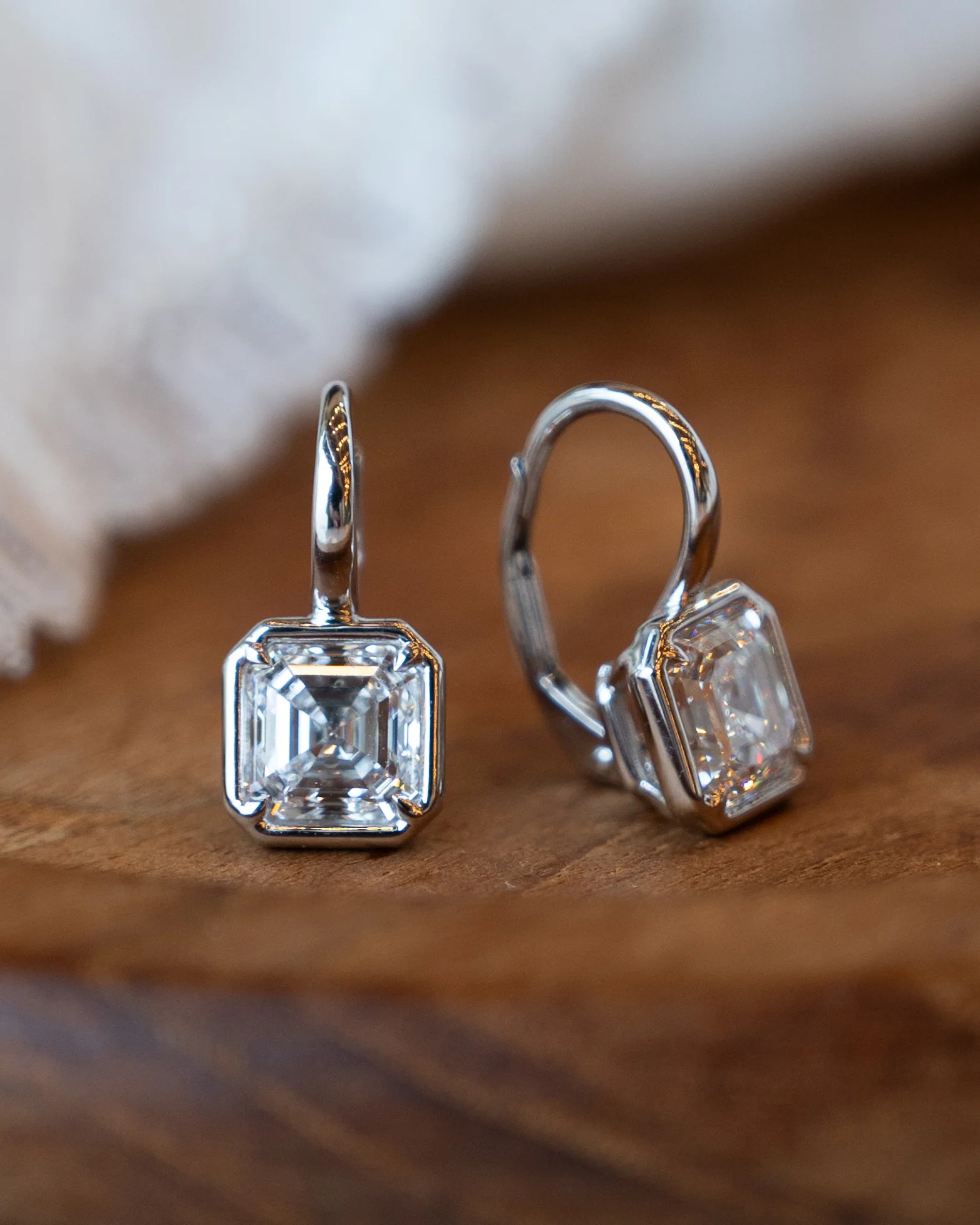 3.01 GIA Asscher Diamond Drop Earrings 18k White Gold - Image 5