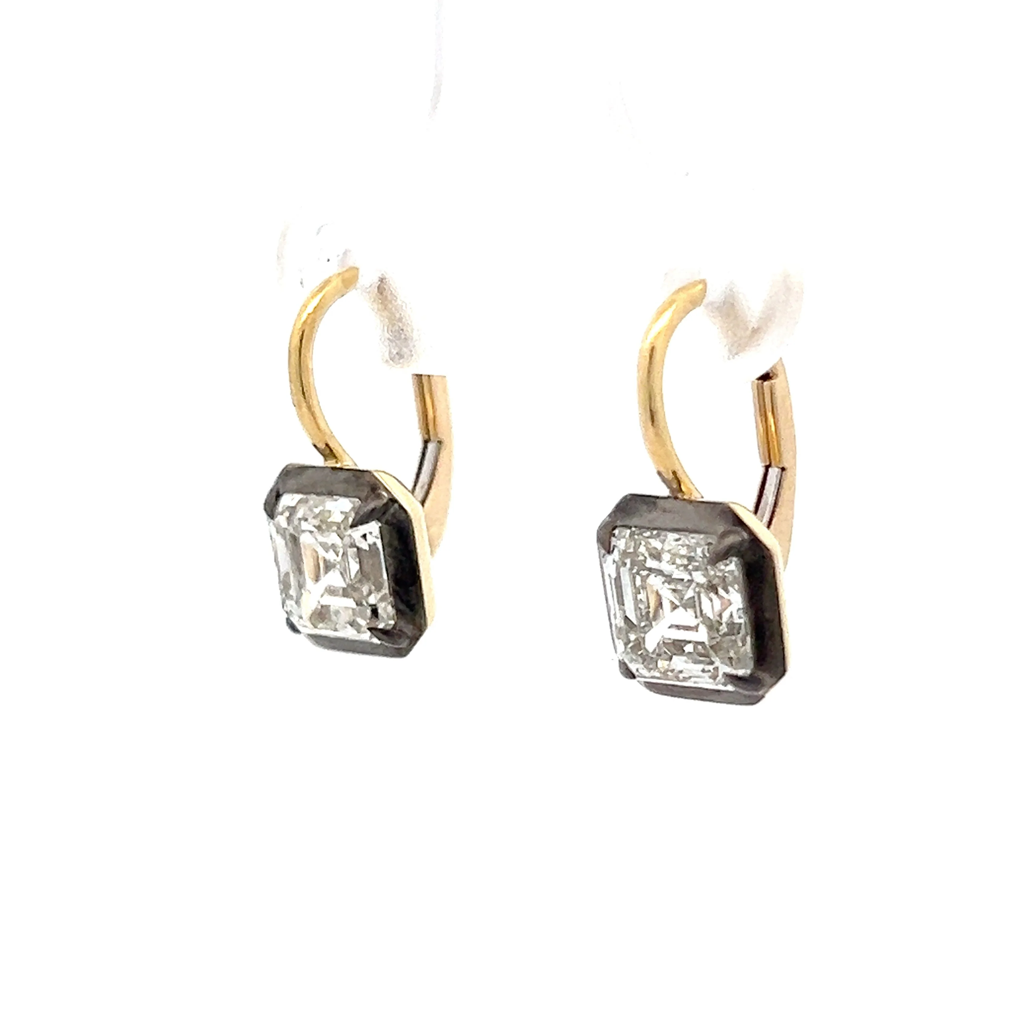 3.02 Asscher Cut Diamond Drop Earrings in 18k - Image 2