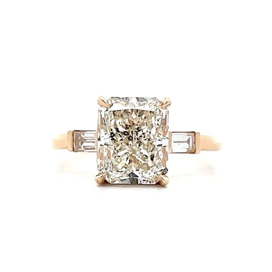 3.03 Radiant Cut Diamond Engagement Ring in 14k