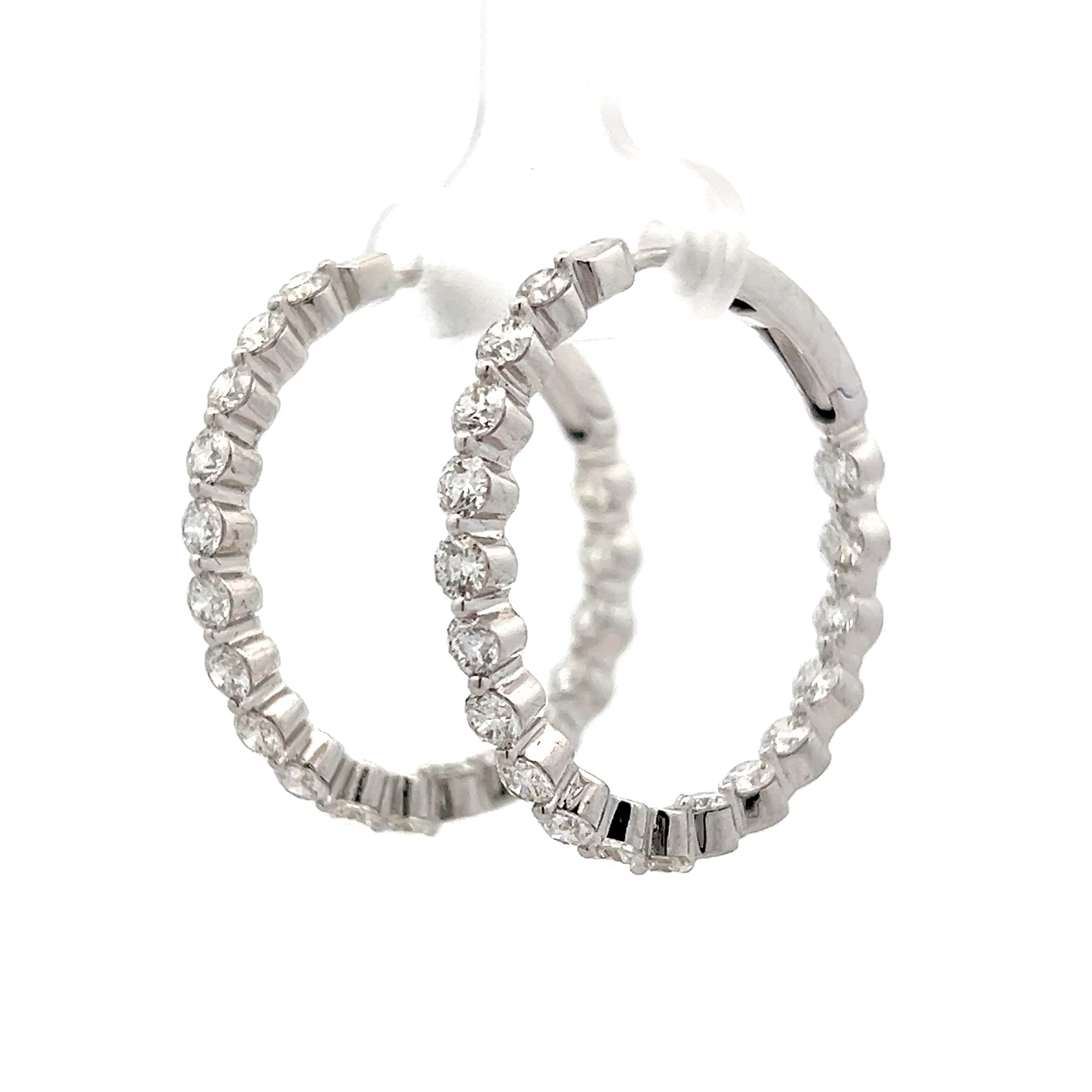 3.05 Round Brilliant Diamond Hoops in 18k - Image 2