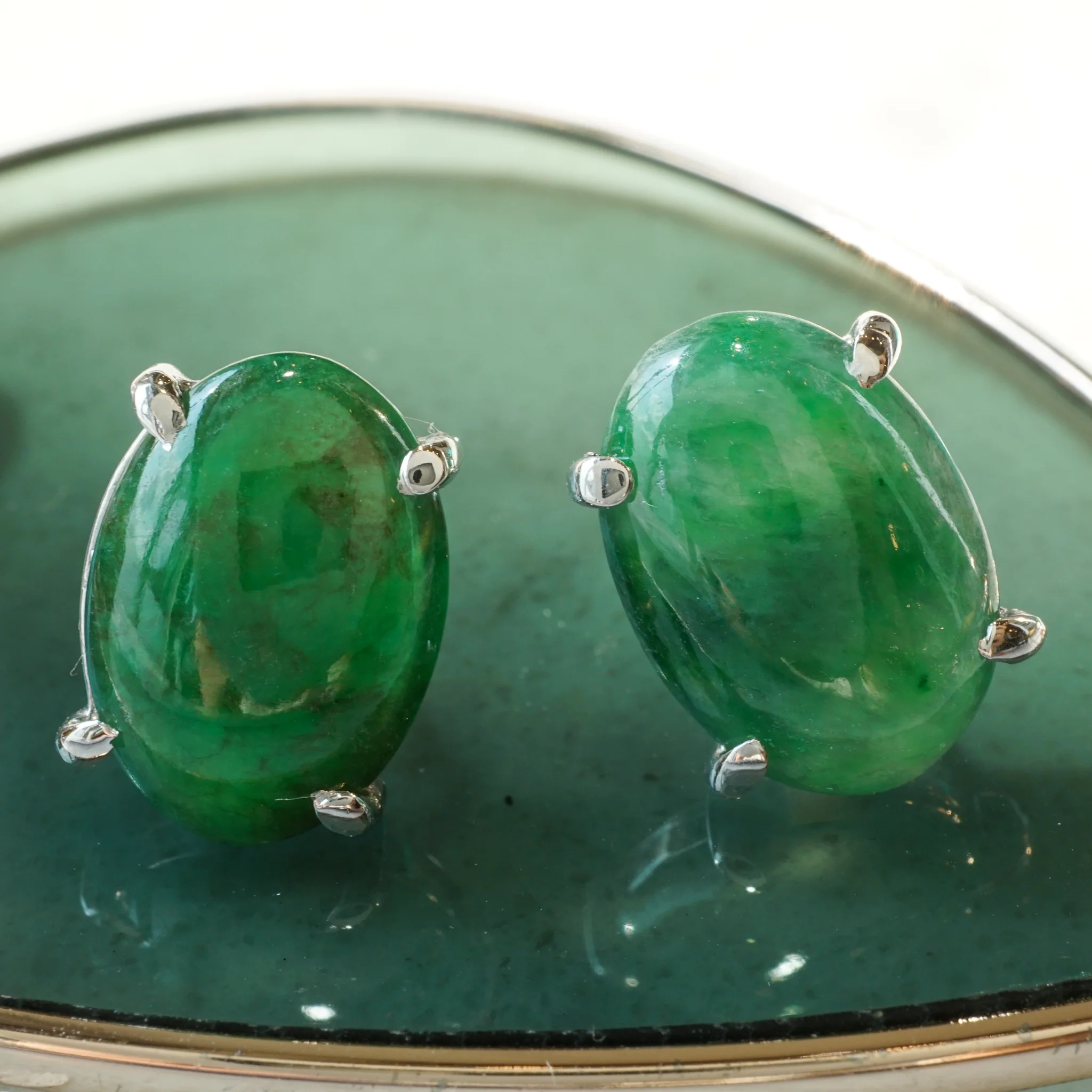 3.34 Cabochon Cut Jade Stud Earrings in 14k White Gold - Image 5