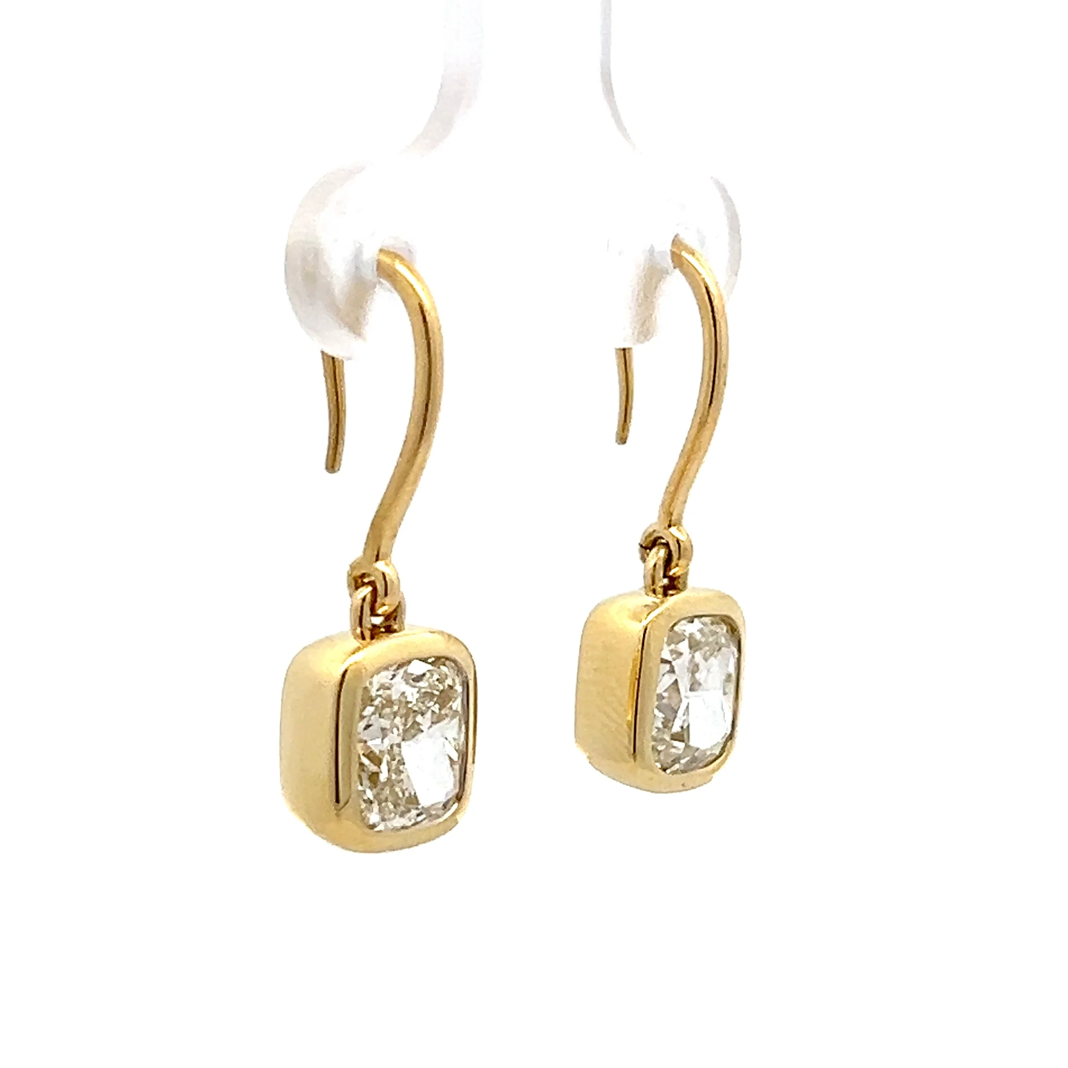3.52 Cushion Diamond Drop Earrings 18k Yellow Gold - Image 3