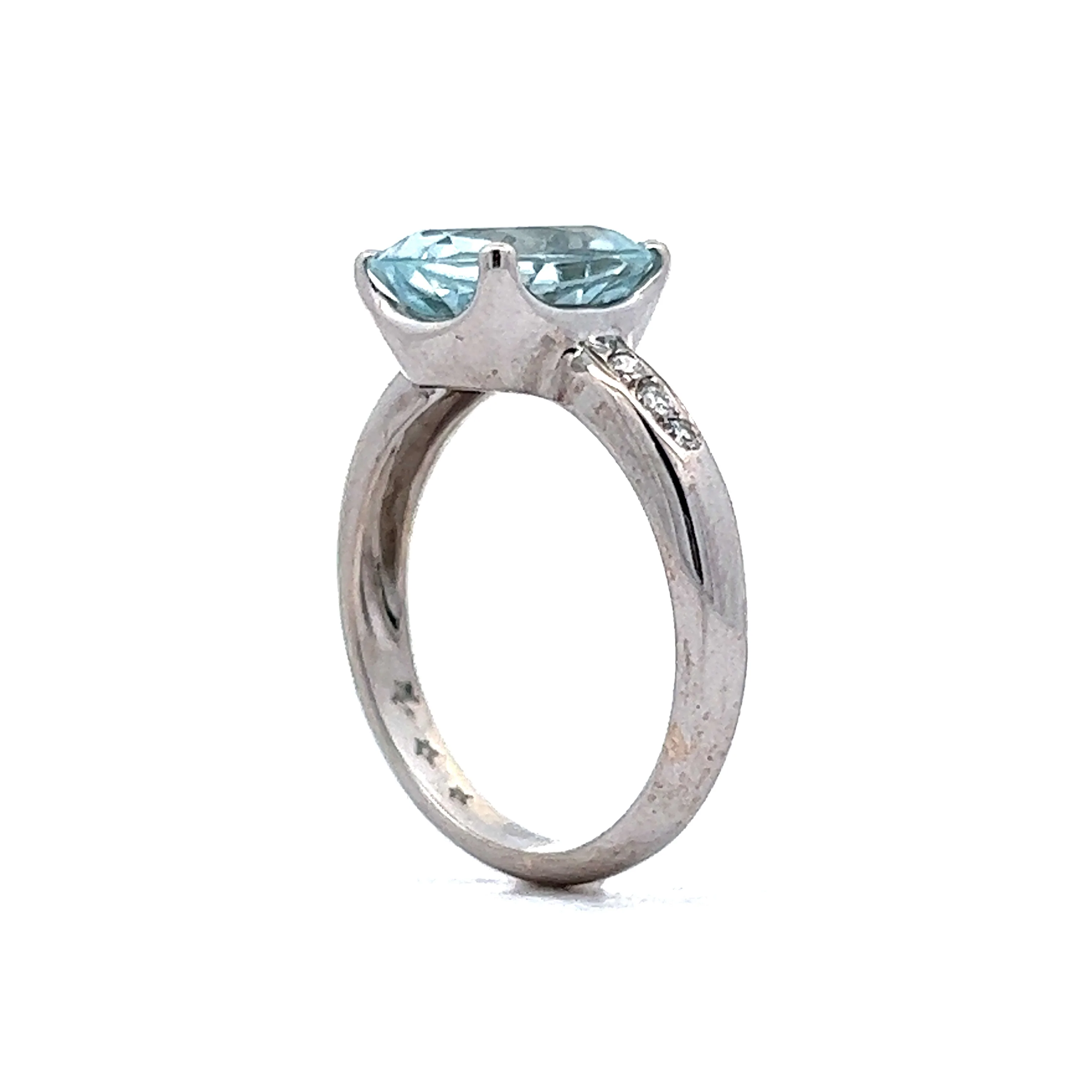 3.56 Aquamarine & Diamond Cocktail Ring in 18k White Gold - Image 5