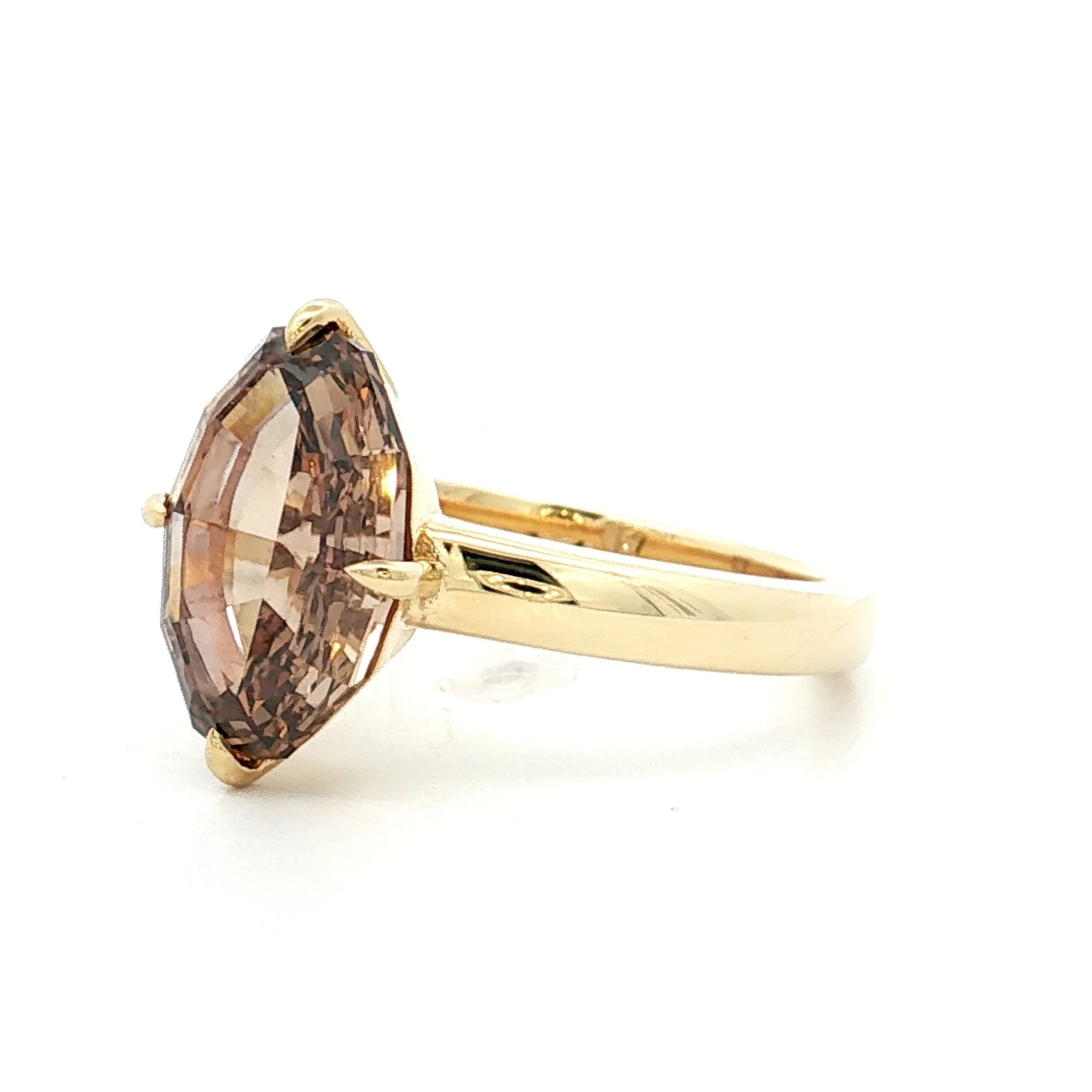 3.58 Oval Step Cut Cognac Diamond 18k Yellow Gold - Image 2