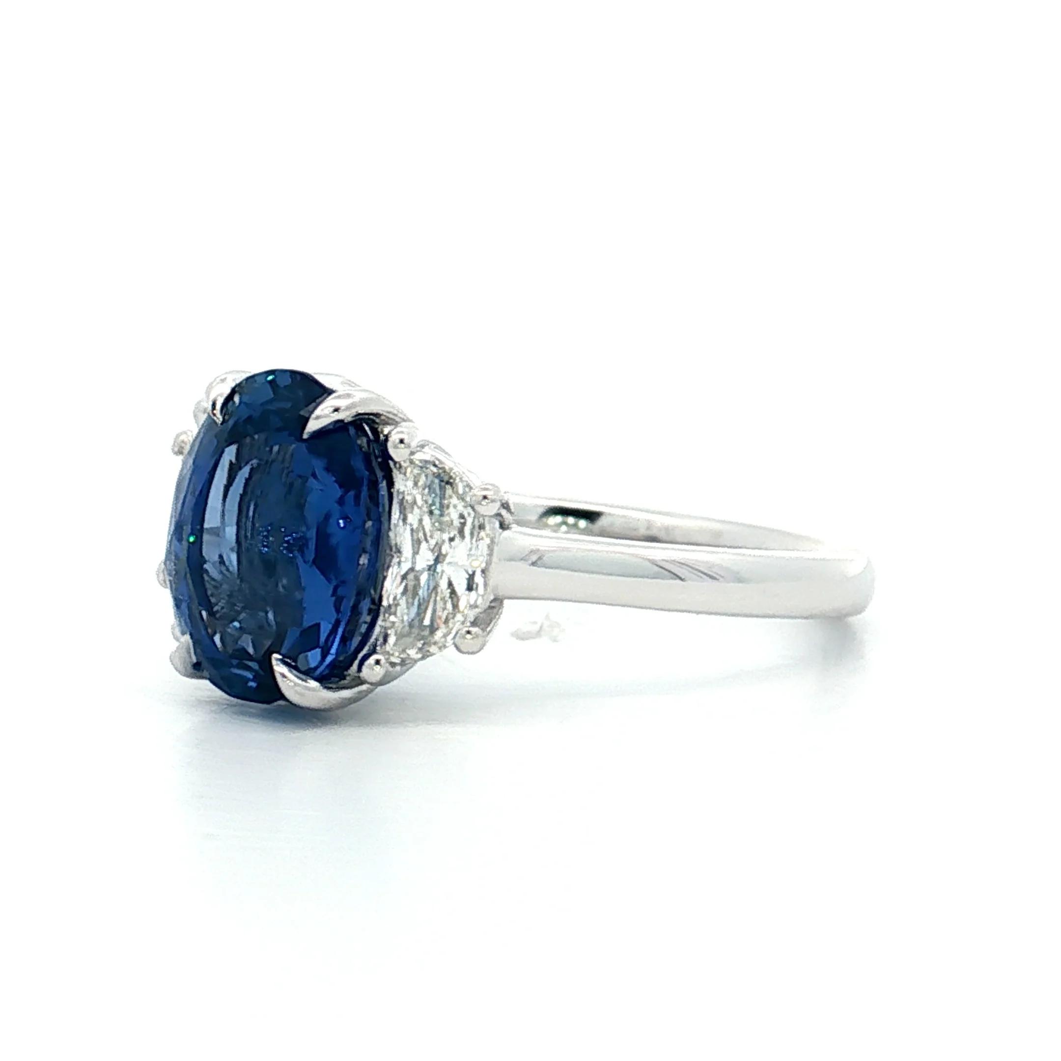 3.65 Oval Blue Sapphire Engagement Ring 18k - Image 2