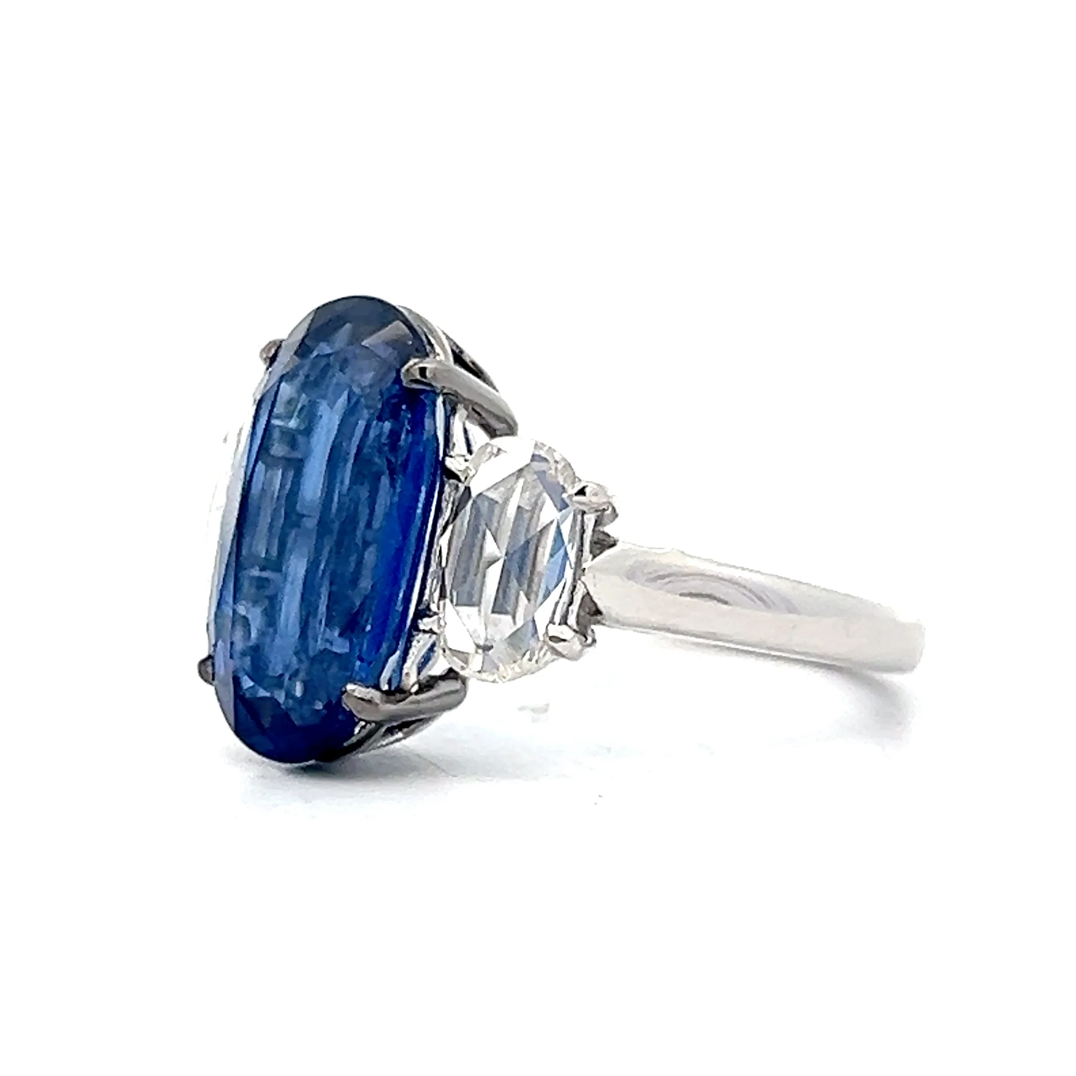 3.75 Oval Cut Tanzanite & Diamond Ring in 18k - Image 2